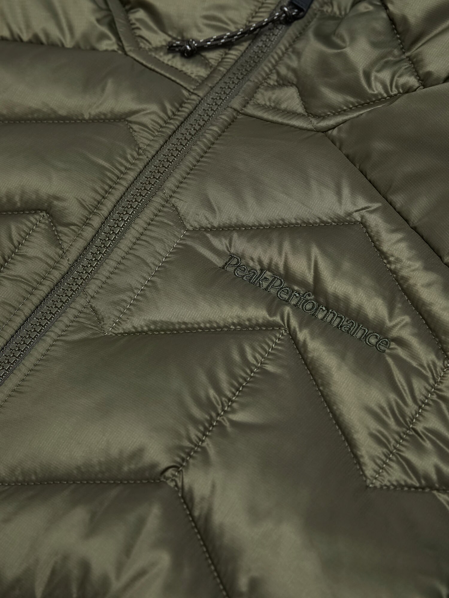 PEAK PERFORMANCE, M ELEVATE LINER HYBRID HOOD