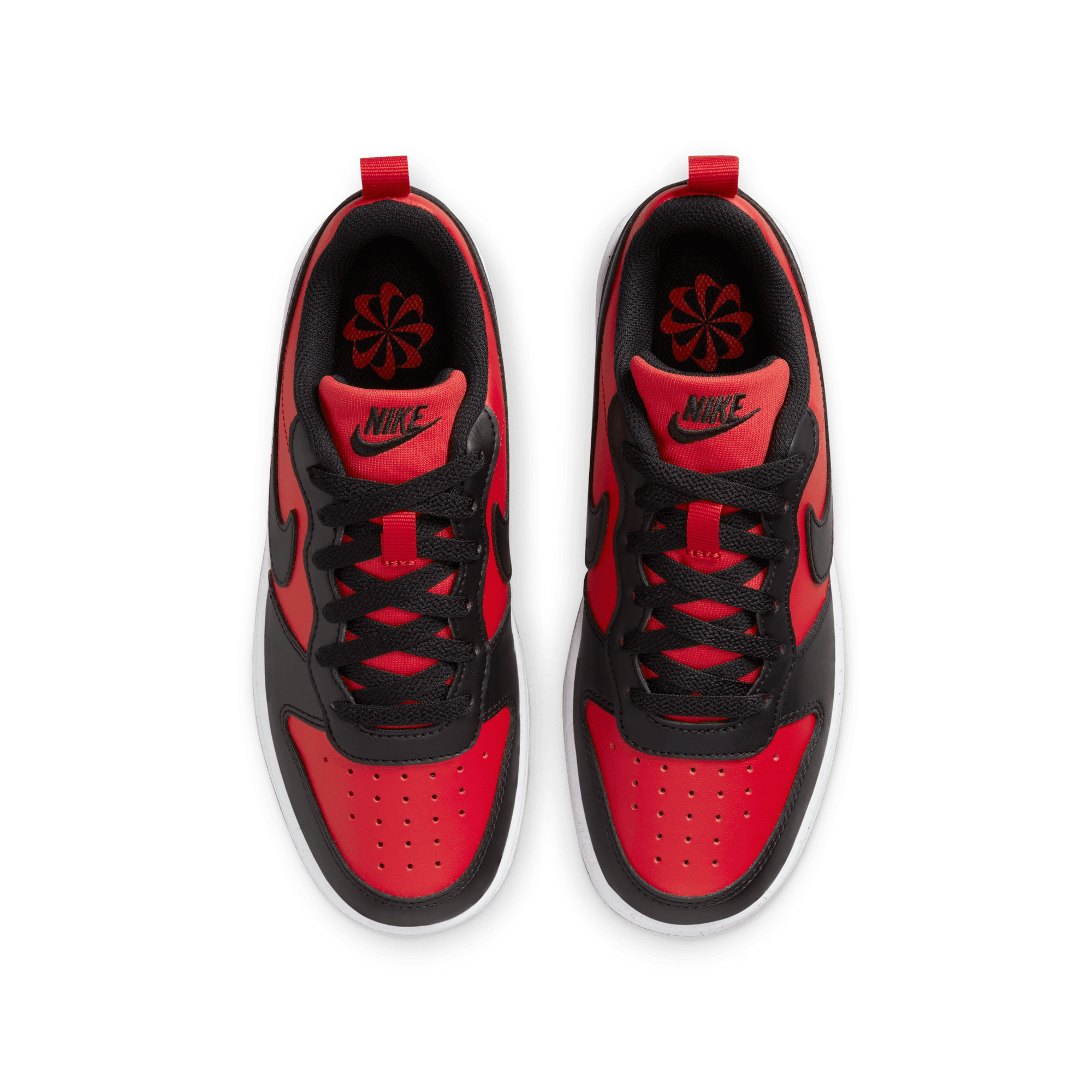 NIKE, J Court Borough Low Rec Gs