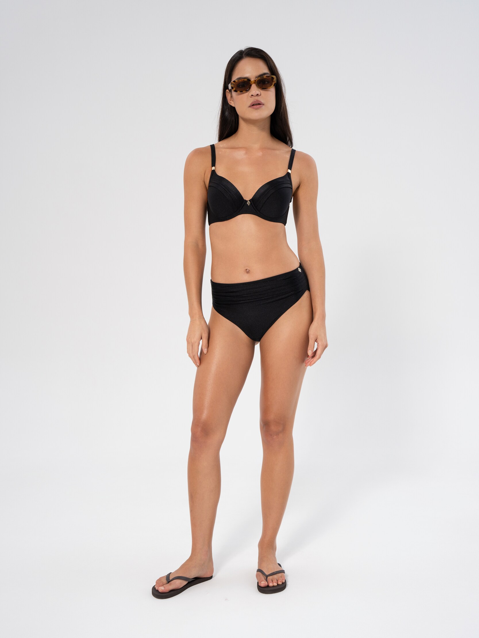 
PANOS EMPORIO, 
W RADIENT LYDIA TOP, 
Detail 1
