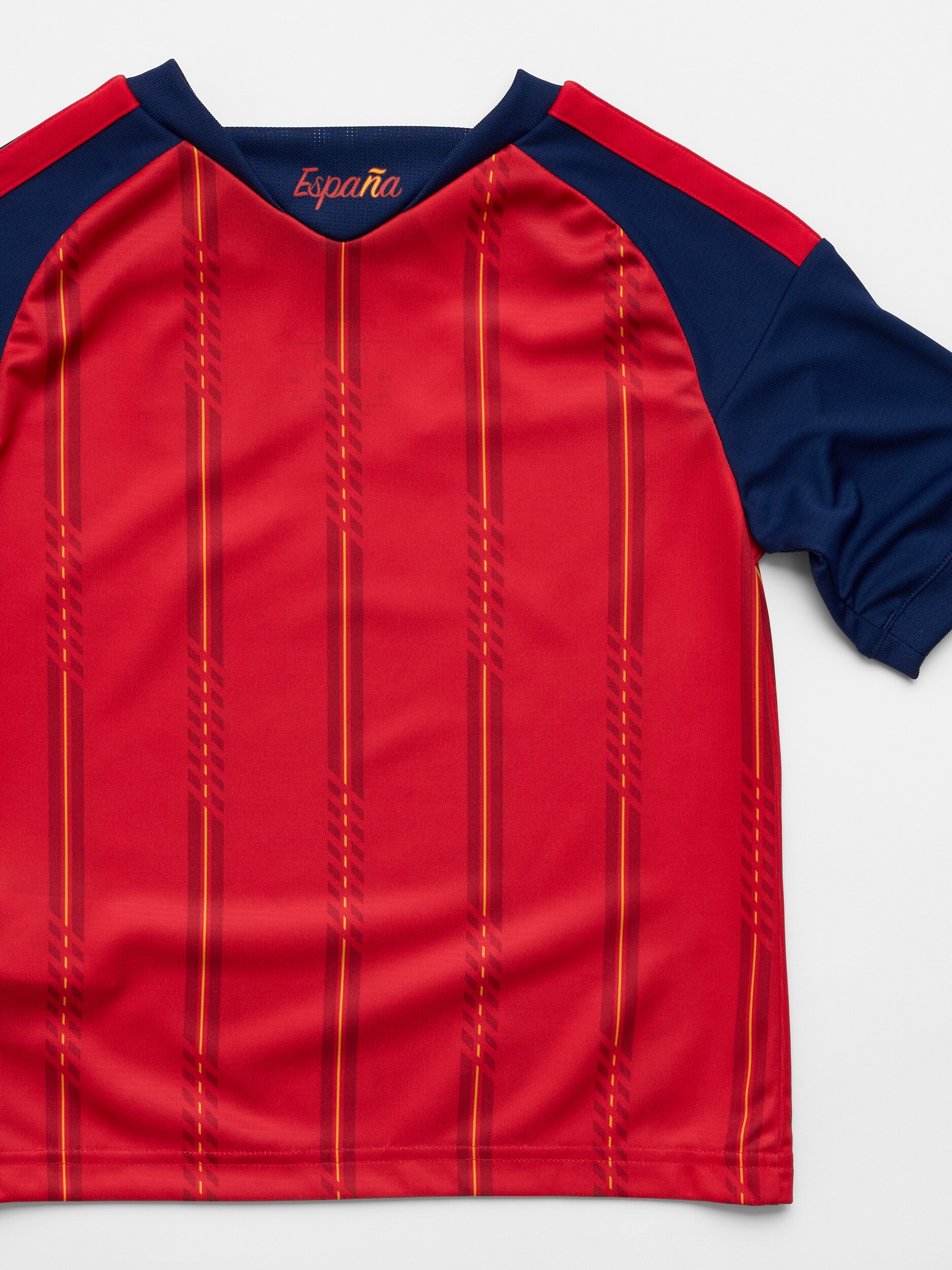 ADIDAS, Spain 26 Home Youth Kit