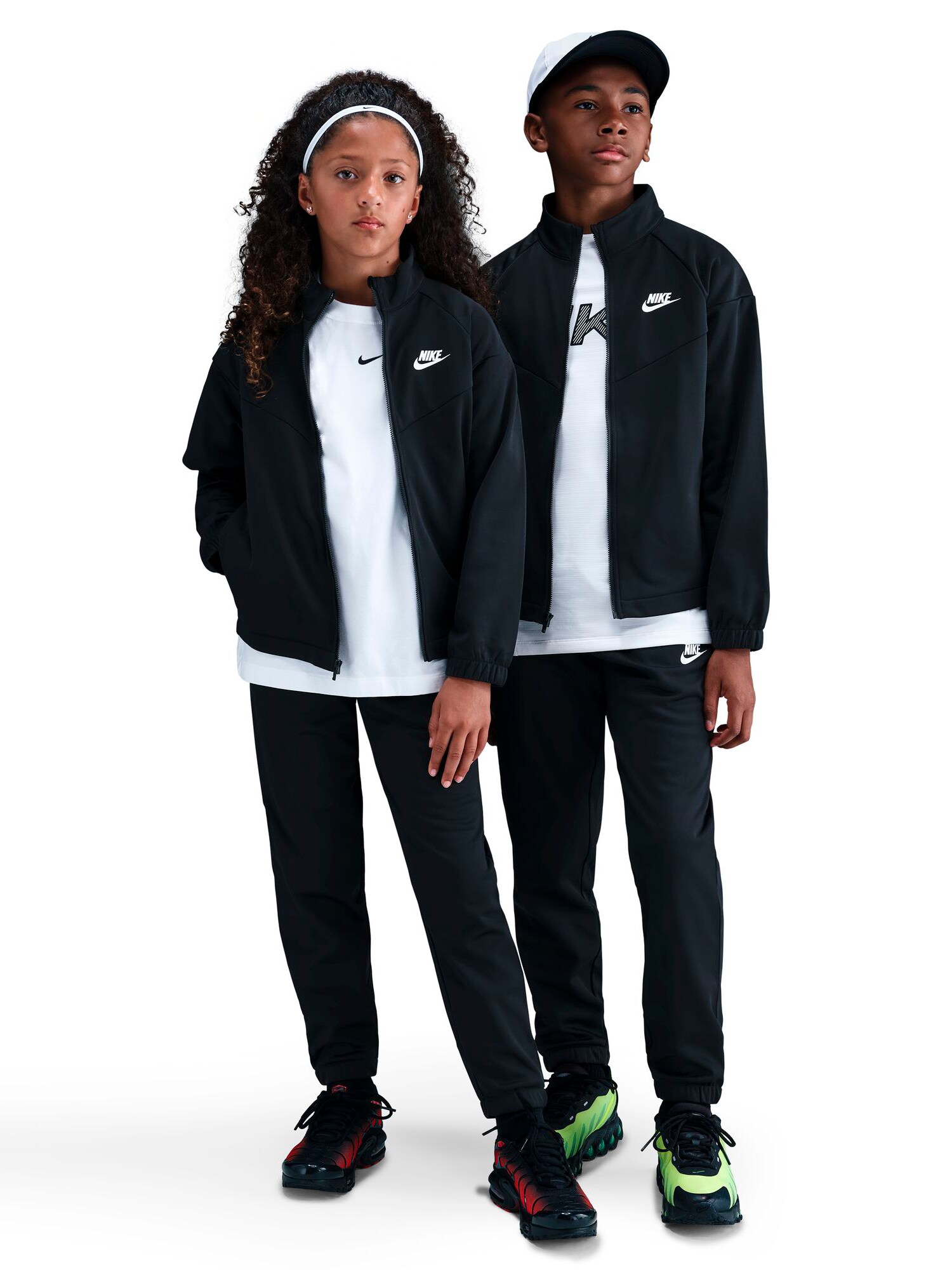 
NIKE, 
K NSW DF TRACKSUIT PK FZ (CONSUMER, 
Detail 1
