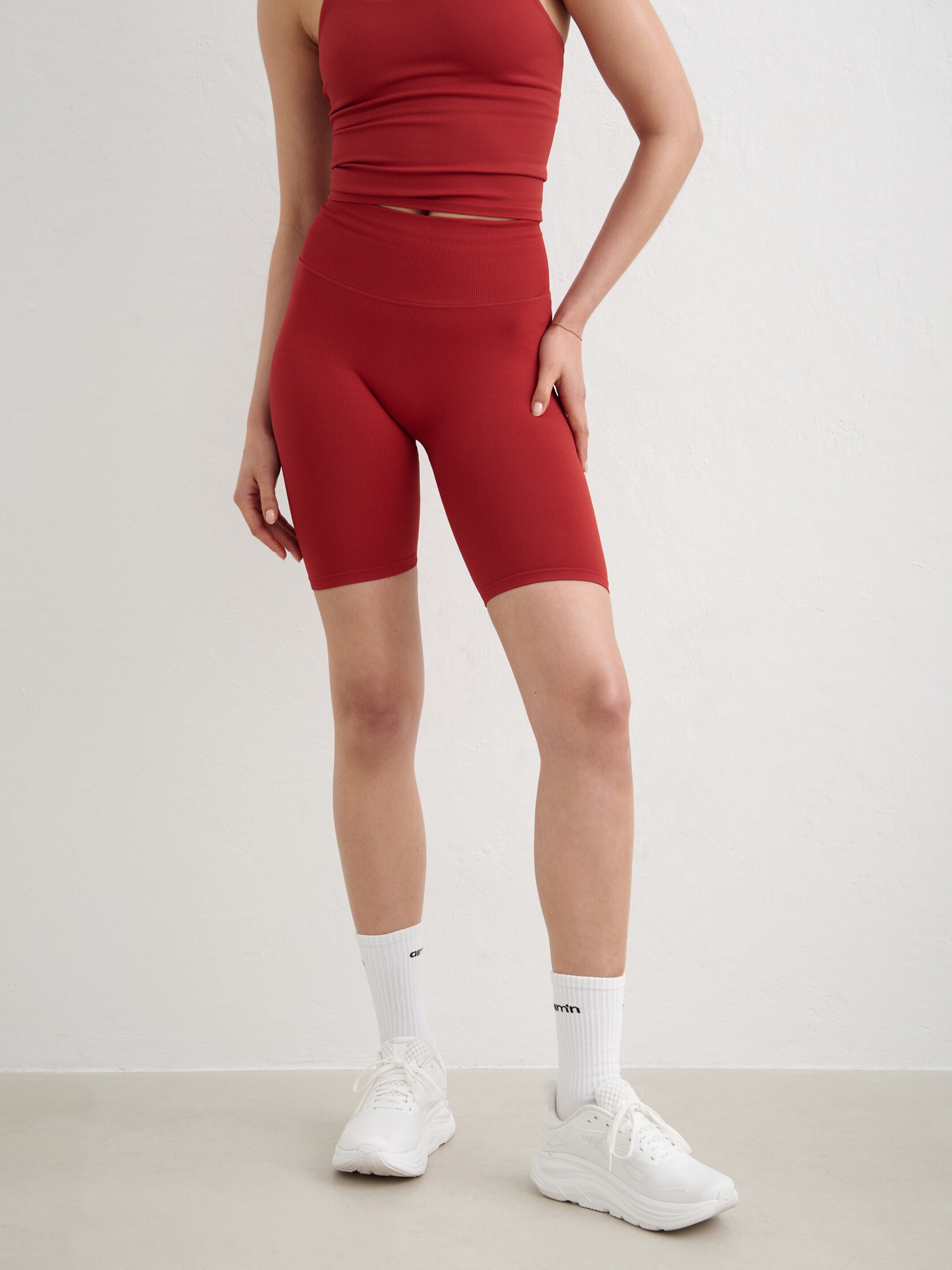 AIM&acute;N, SHAPE SEAMLESS BIKER SHORTS