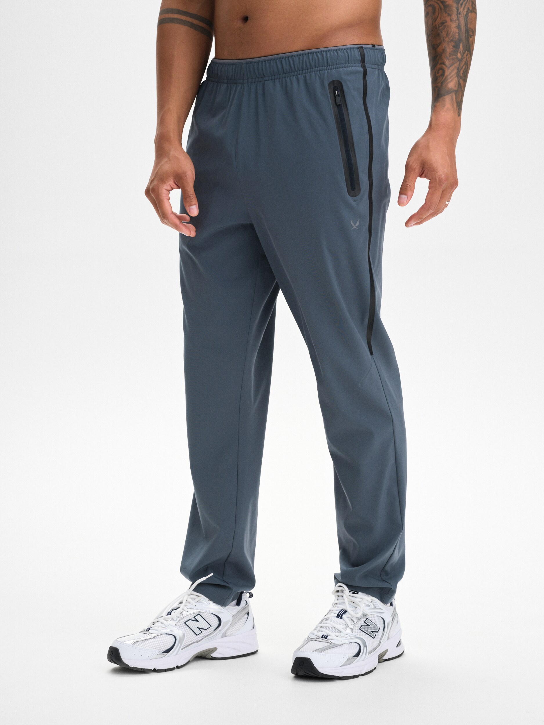 
SOC, 
M Woven Active Pant, 
Detail 1
