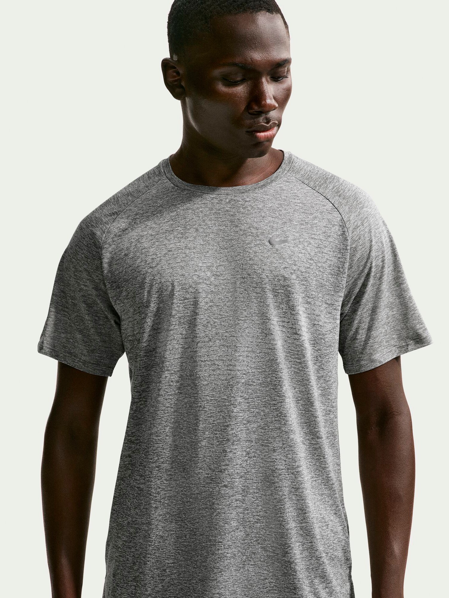NIKE, M Nk Dfadv Stride Ss Top