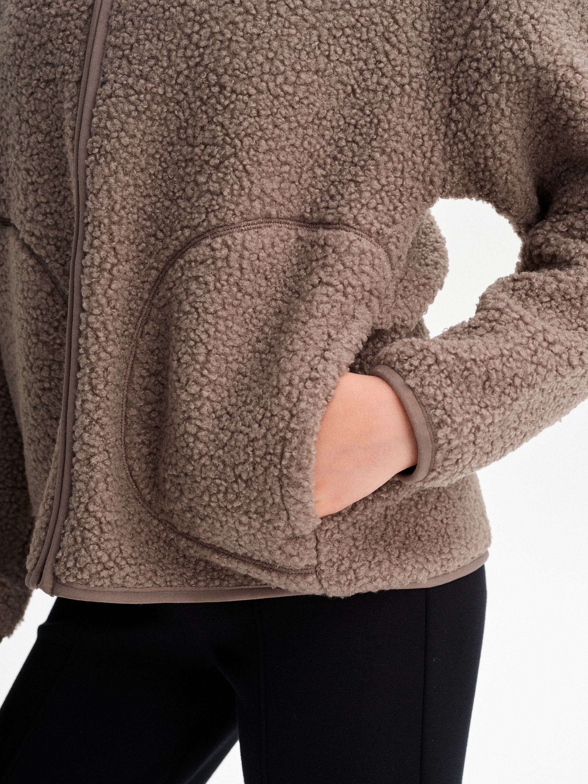 SOC, J PILE JACKET