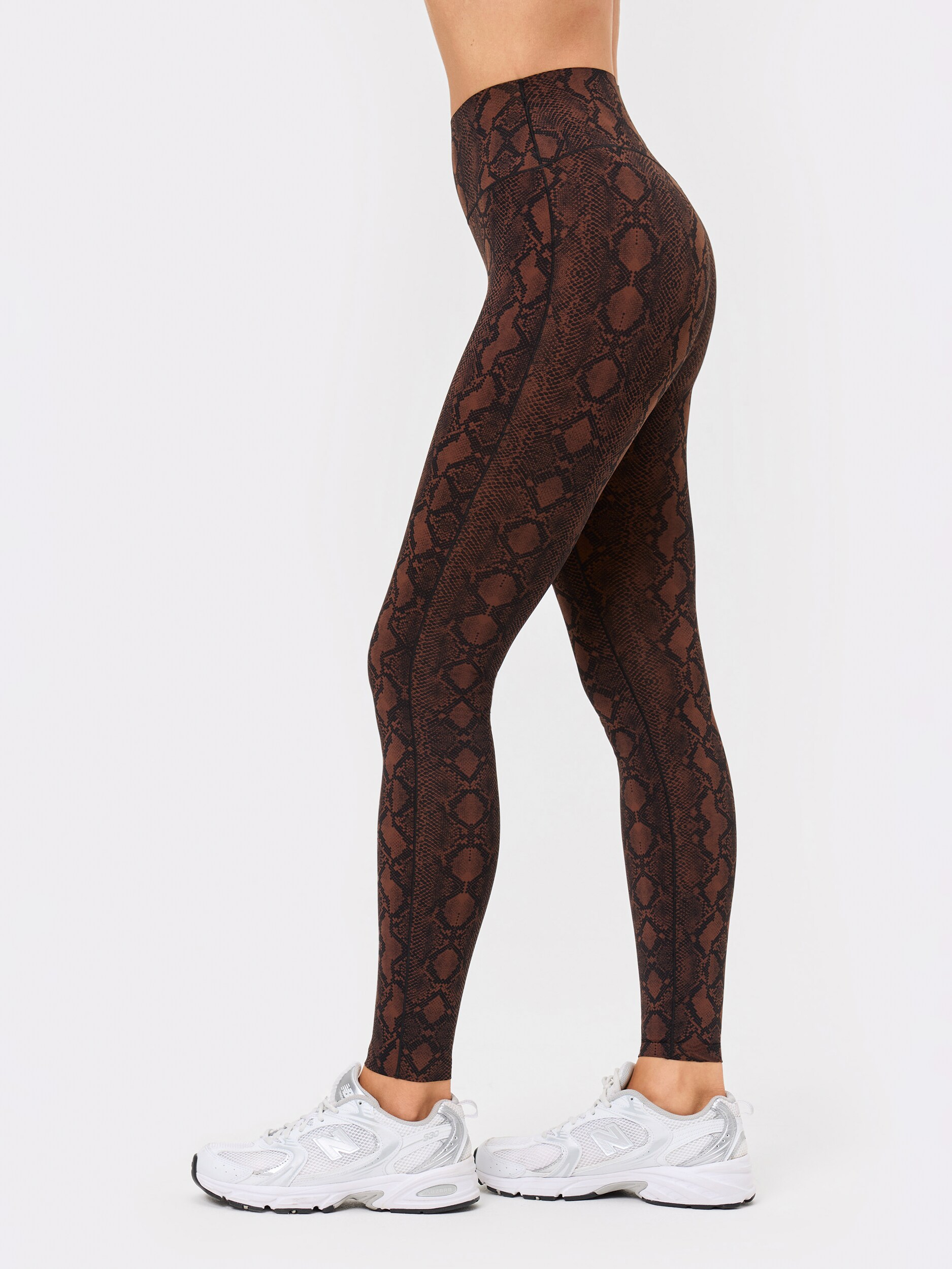 STRONGER, Sleek Printed Leggings