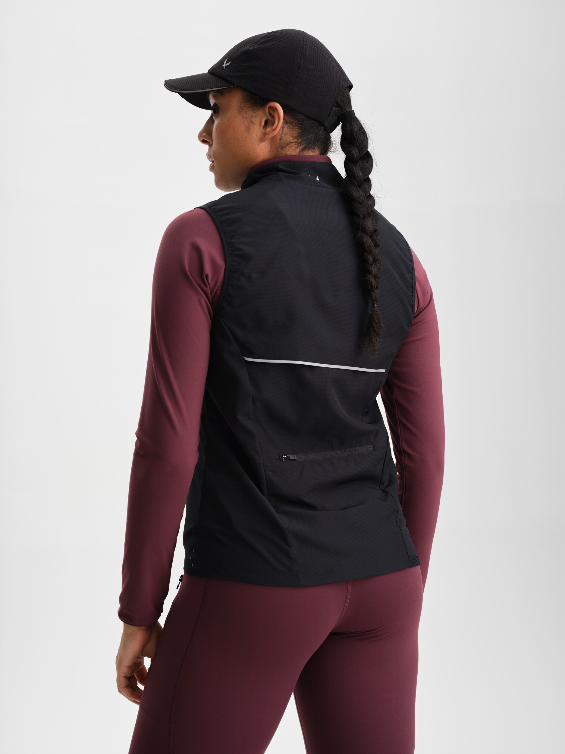 SOC, W Run Wind Vest