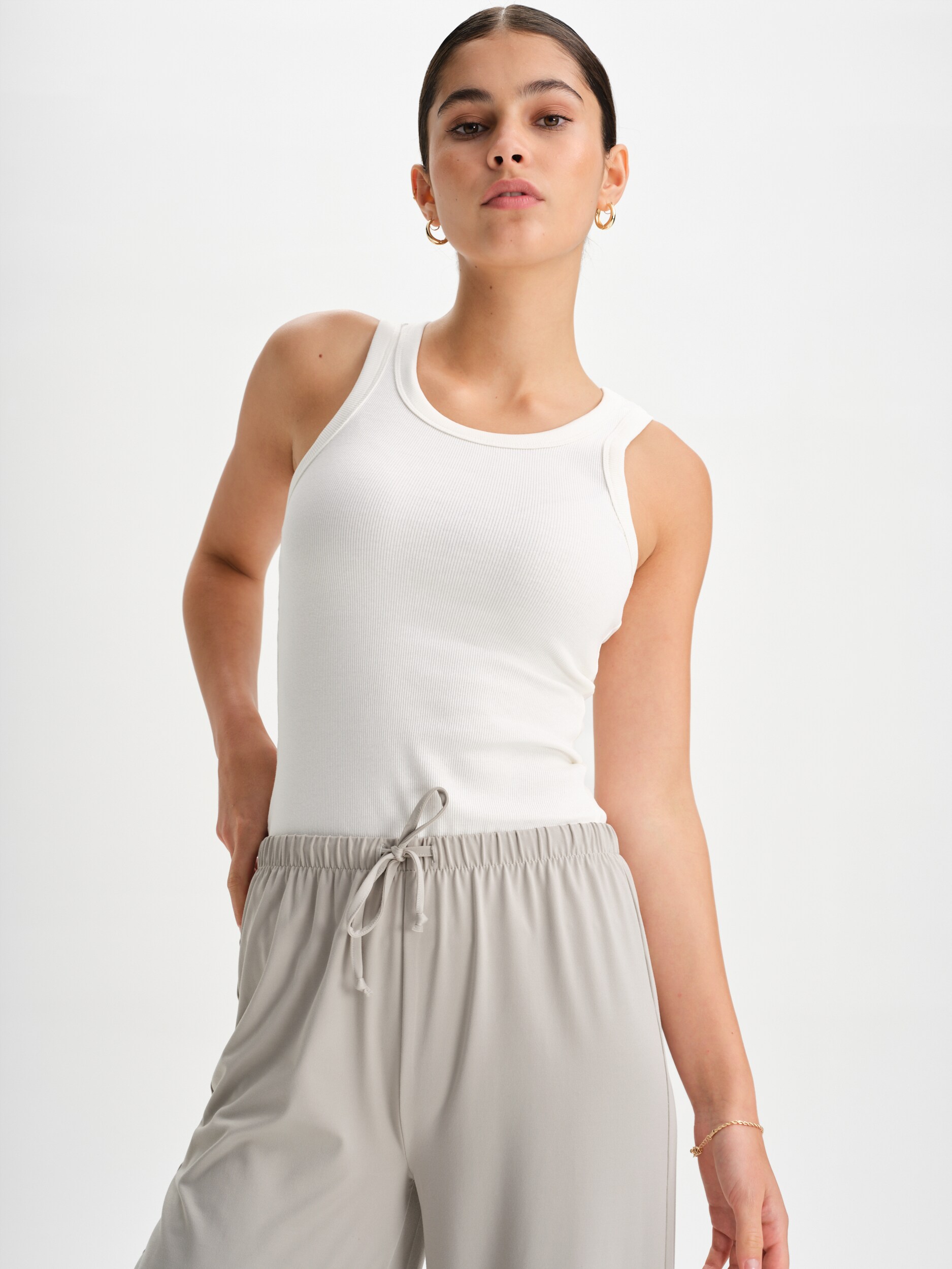 
SOC, 
W Rib Tank, 
Detail 1
