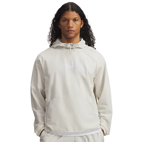 405449103102 UNDER ARMOUR M UA Unstoppable Woven Hoodie 405449103102 UNDER ARMOUR M UA Unstoppable Woven Hoodie Model01 Detail