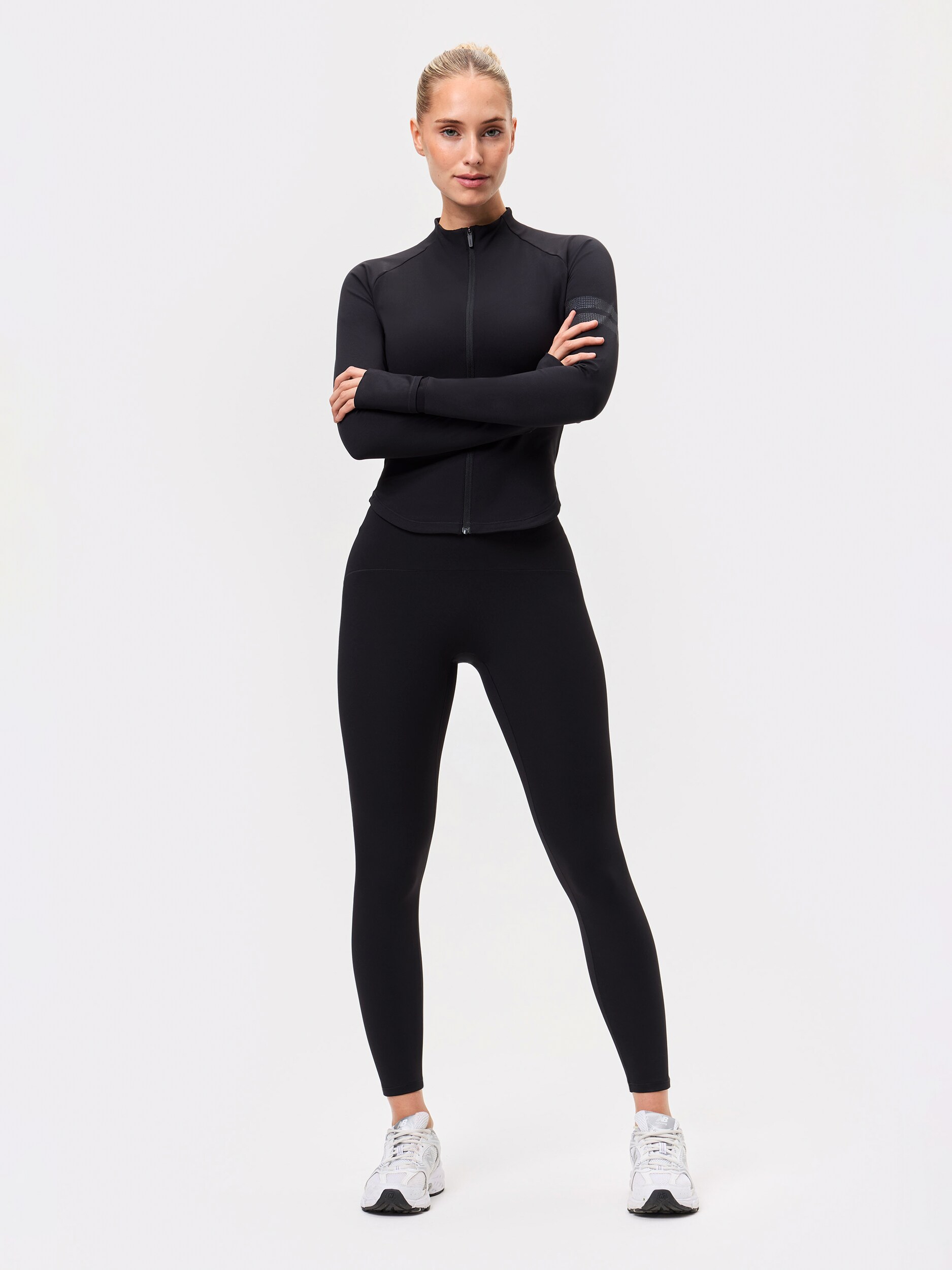 STRONGER, Thermal Jacket