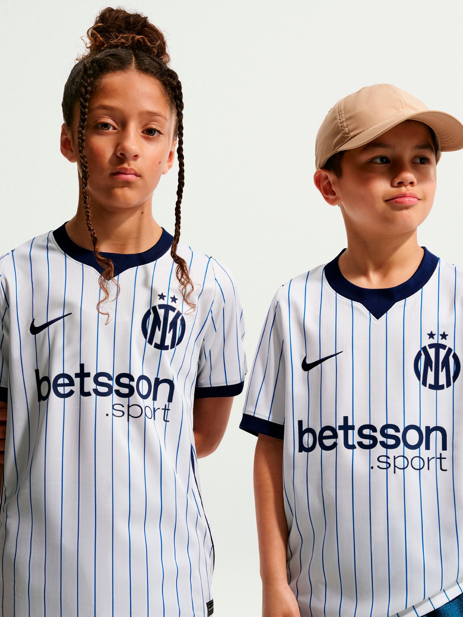 
NIKE, 
INTER Y NK DF JSY SS STAD AW, 
Detail 1
