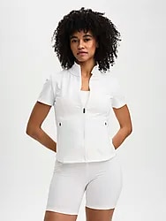 W FAVOURITE ZIP TOP - SOFT WHITE Model01 Small1x1