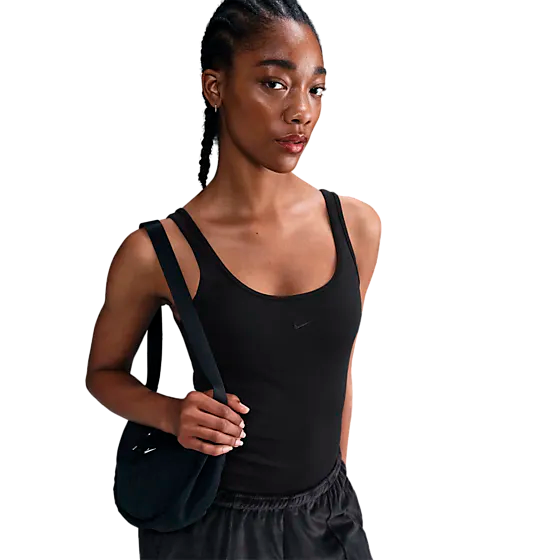 400227101101 NIKE W Chill Knt Tank 400227101101 NIKE W Chill Knt Tank Model01 Detail