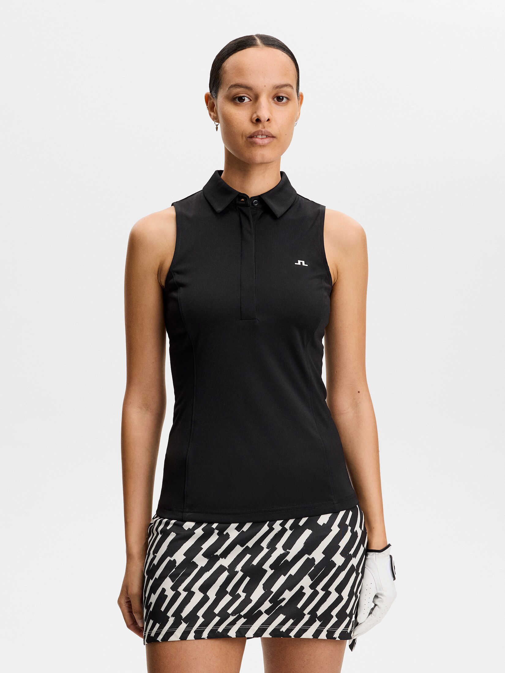 
J LINDEBERG, 
DENA SLEEVELESS POLO, 
Detail 1
