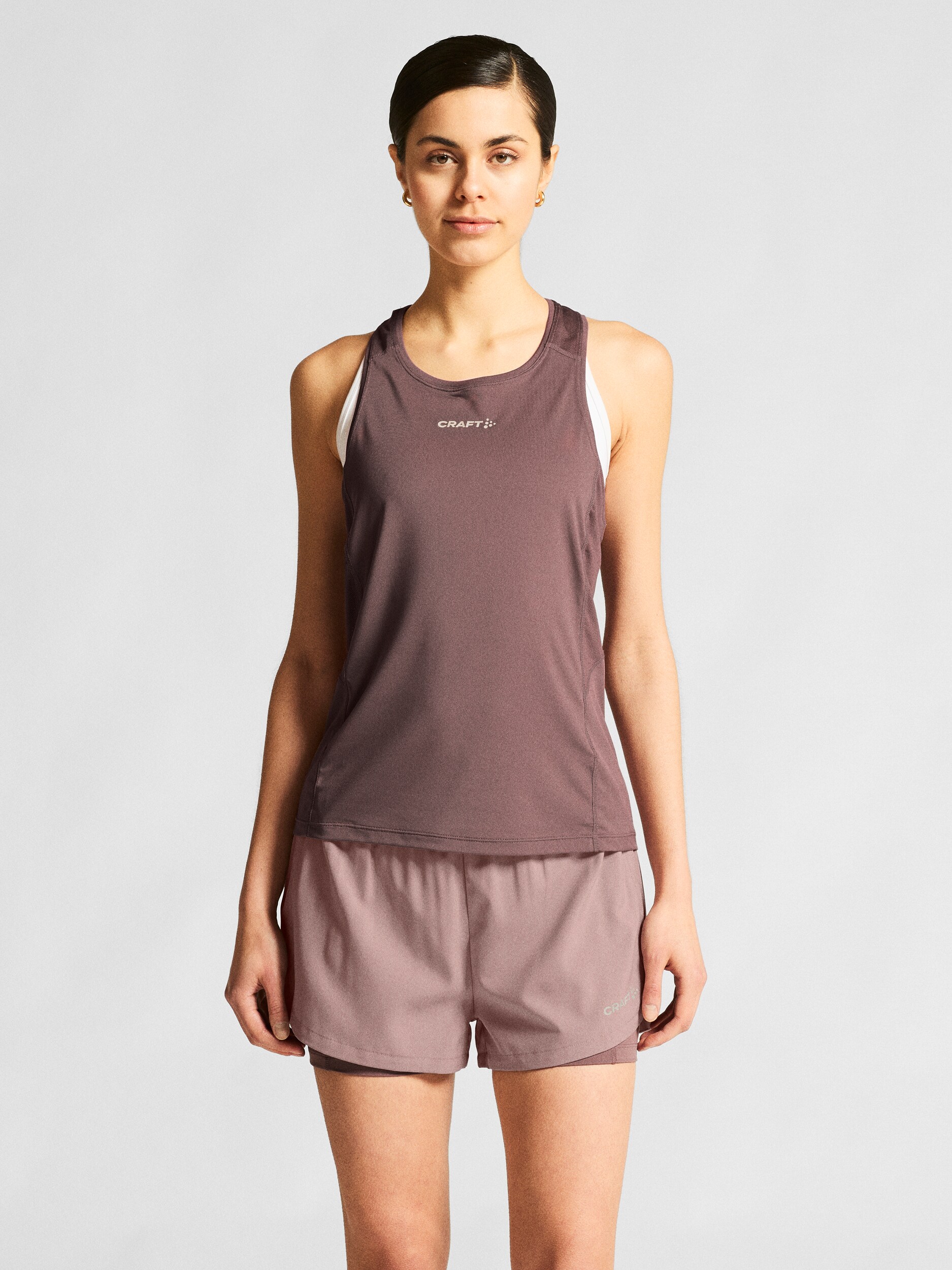 
CRAFT, 
W ADV ESSENCE SINGLET 2, 
Detail 1
