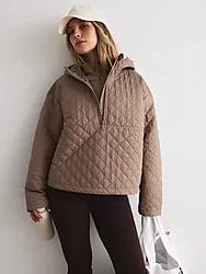 W CROPPED QUILTED ANORAK - ESPRESSO Model01 Small1x1