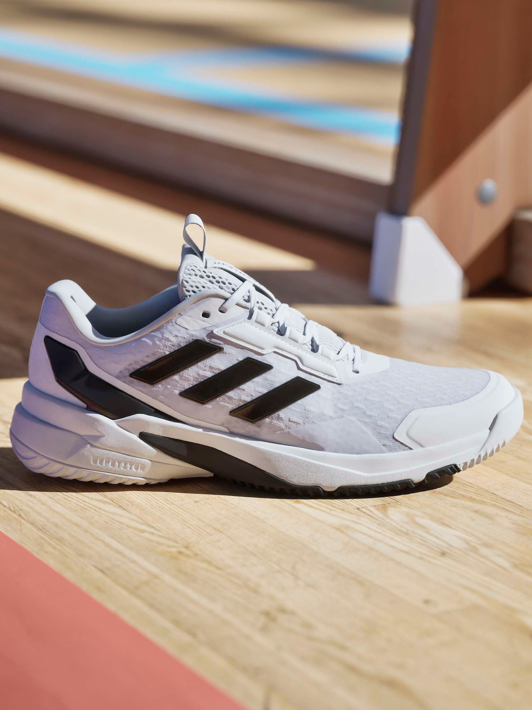 ADIDAS, Crazyflight 6 M