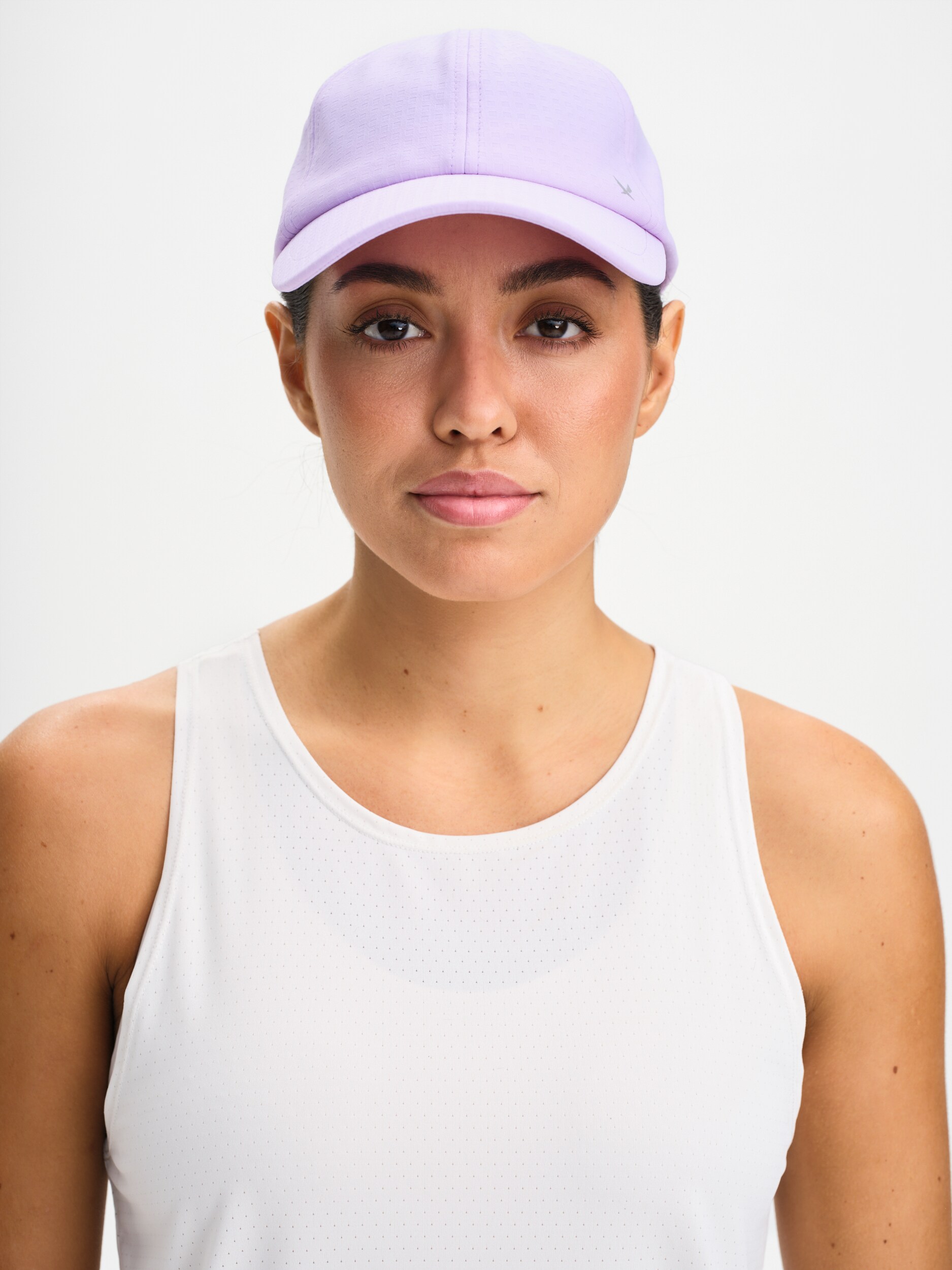 SOC, W RUN AIRY SINGLET