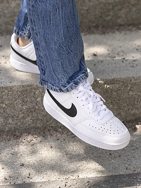 351947103102 NIKE W Court Vision Low 351947103102 NIKE W Court Vision Low Model01 Detail