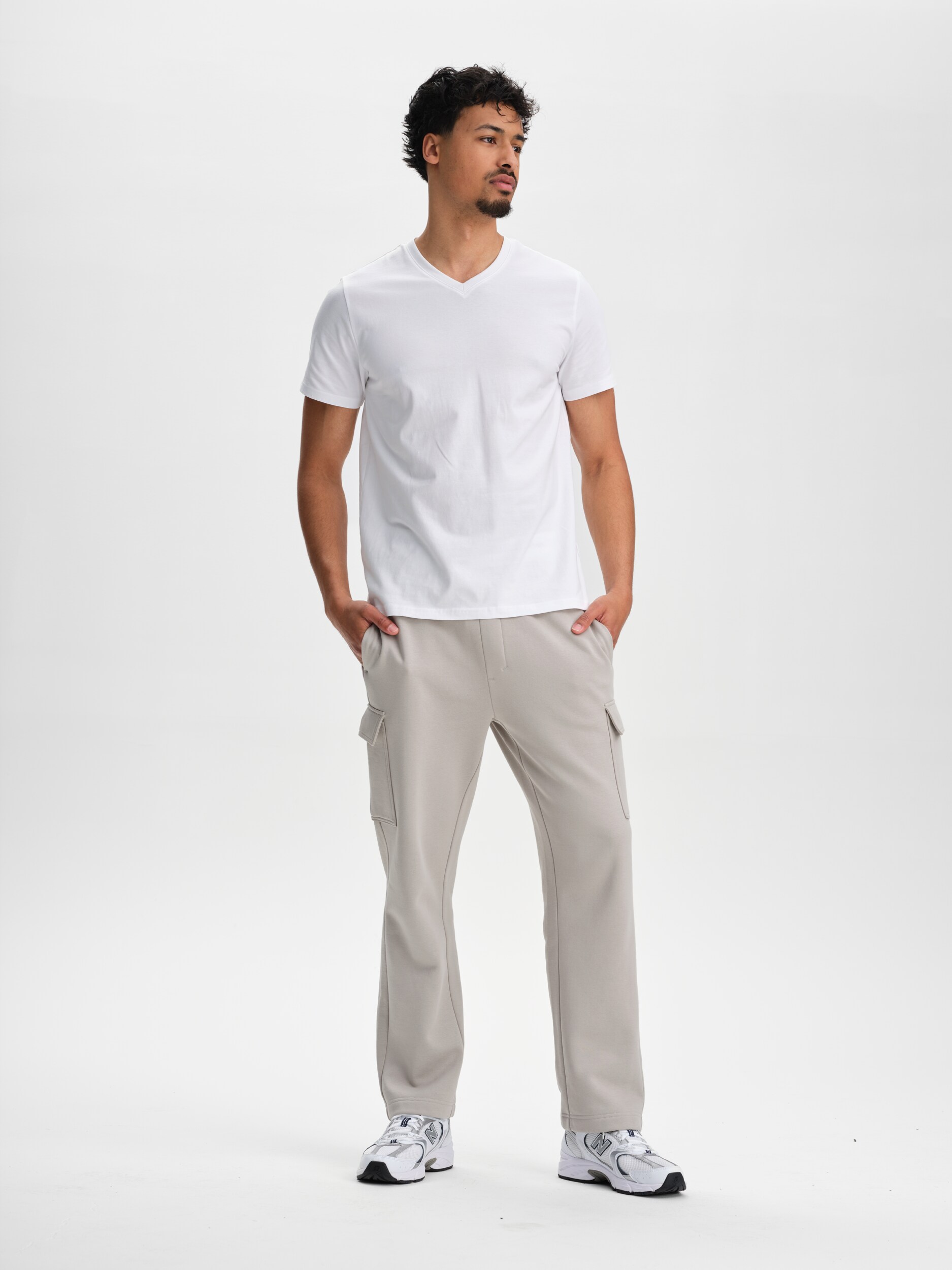 SOC, M SLIM FIT V-NECK TEE