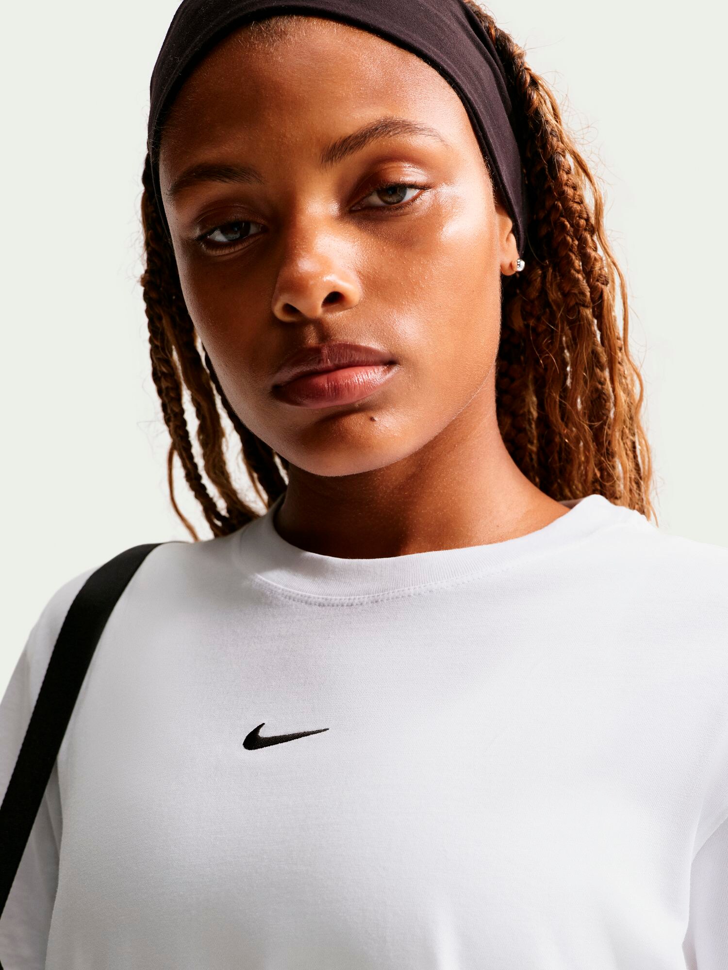 NIKE, W NSW CLASSIC SS TEE (CONSUMER FACI