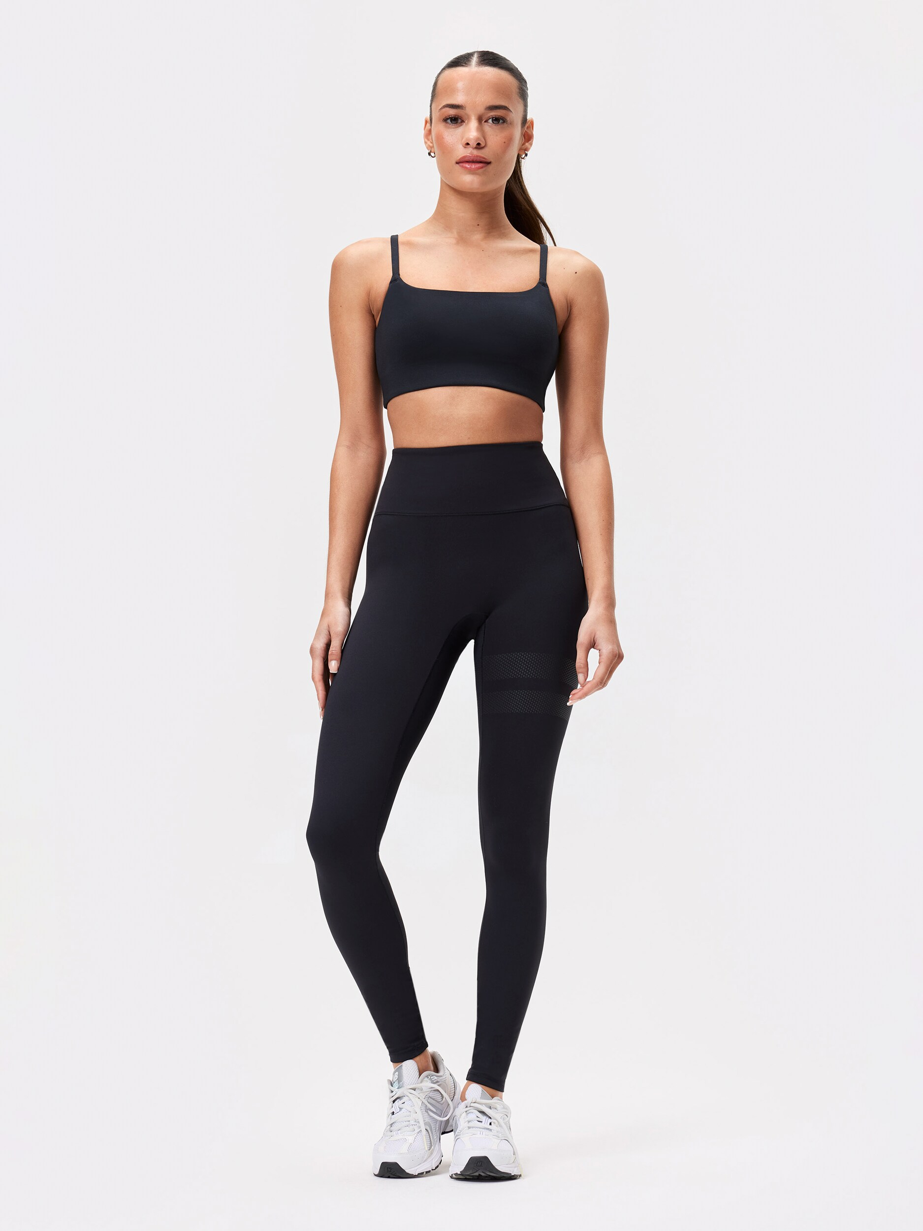 STRONGER, The Signature One Leggings