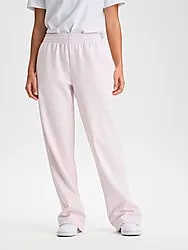 W Core Straight Pant - PASTEL PINK Model01 Small1x1
