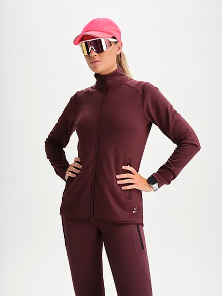 396550104101 SOC W Run Warm Up Zip 396550104101 SOC W Run Warm Up Zip Model01 Detail