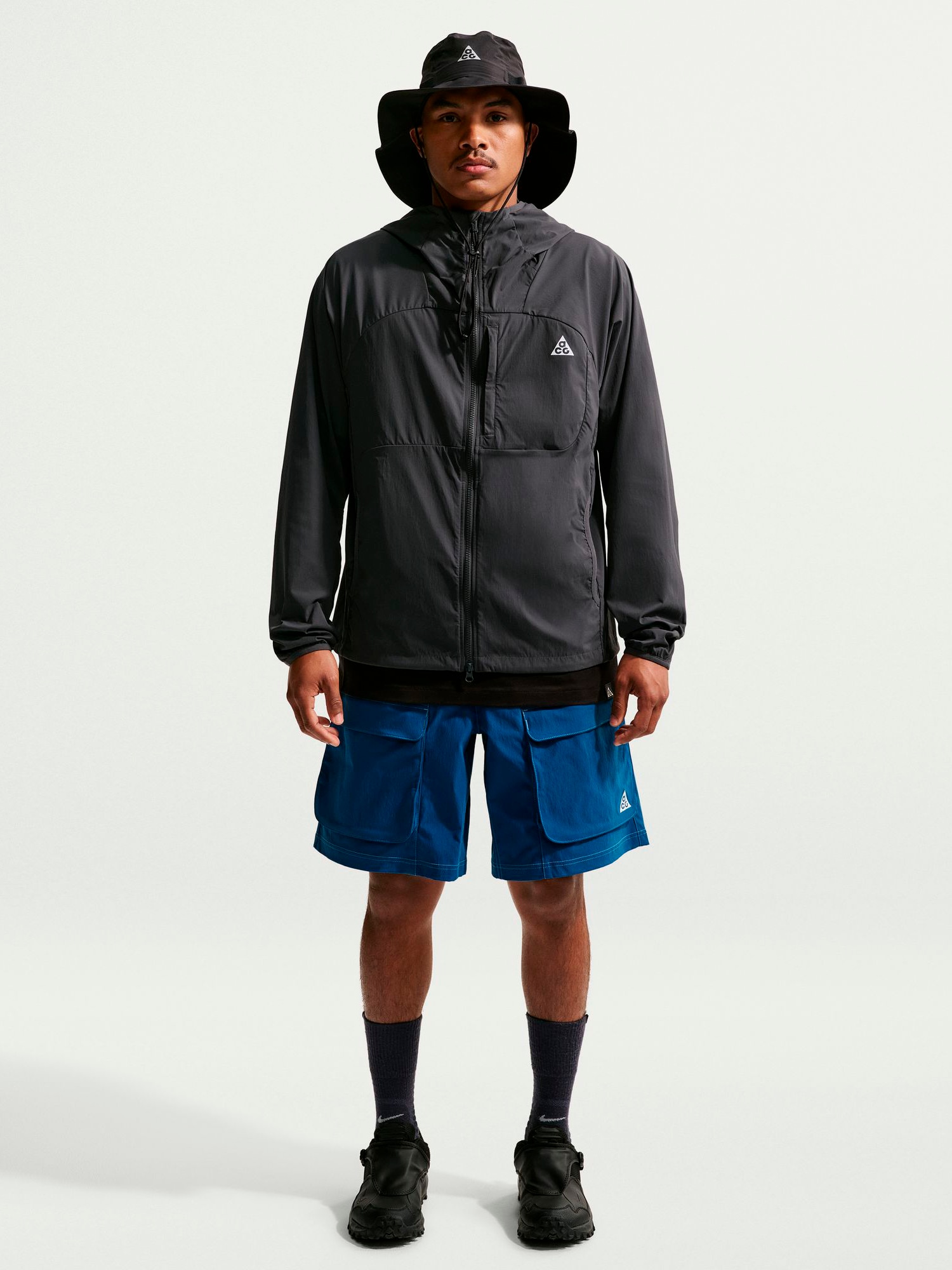 
NIKE, 
M ACG UV FIVE TOWERS JKT, 
Detail 1
