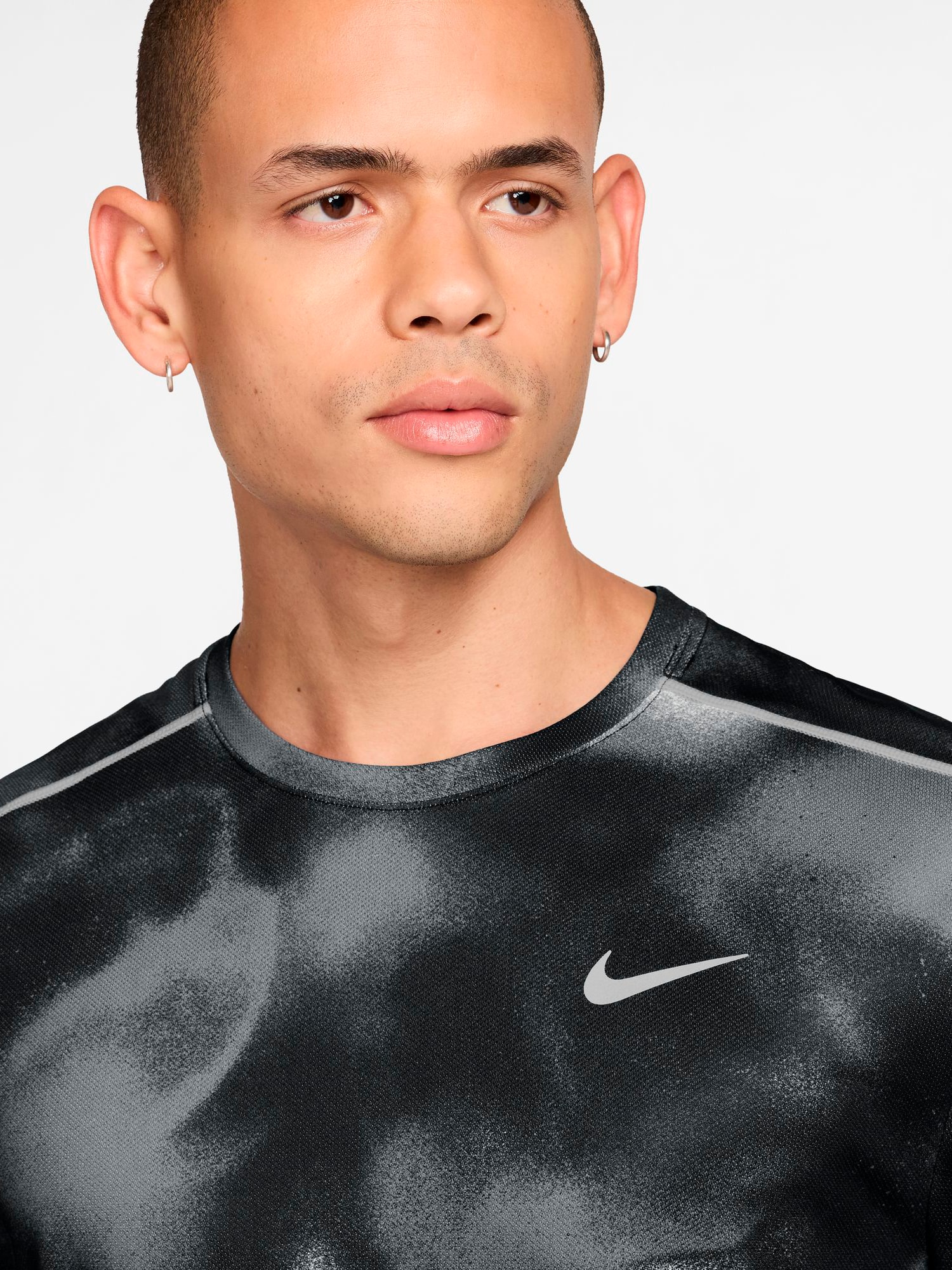 NIKE, M NIKE MILER MEN'S DRI-FIT UV SHORT-SLEEVED