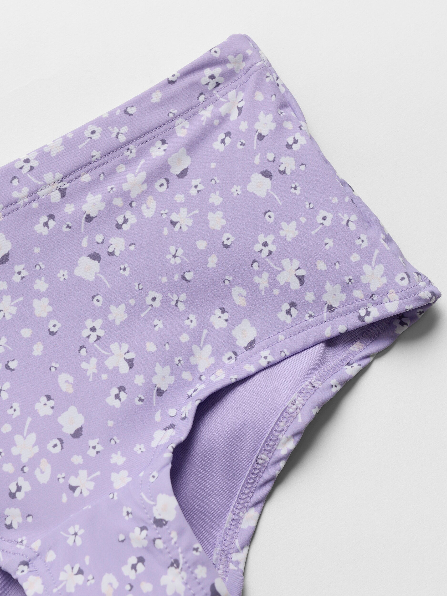 SOC, J Bikini Hipster