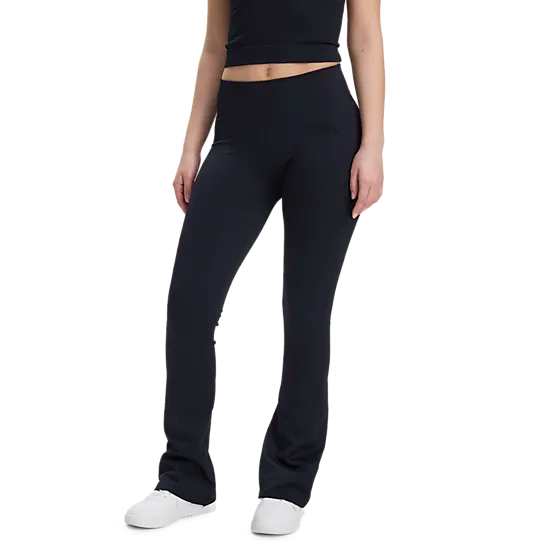 707006101101 TRIDRI  Ribbed Seamless Tights W 707006101101 TRIDRI Ribbed Seamless Tights W  Model01 Detail
