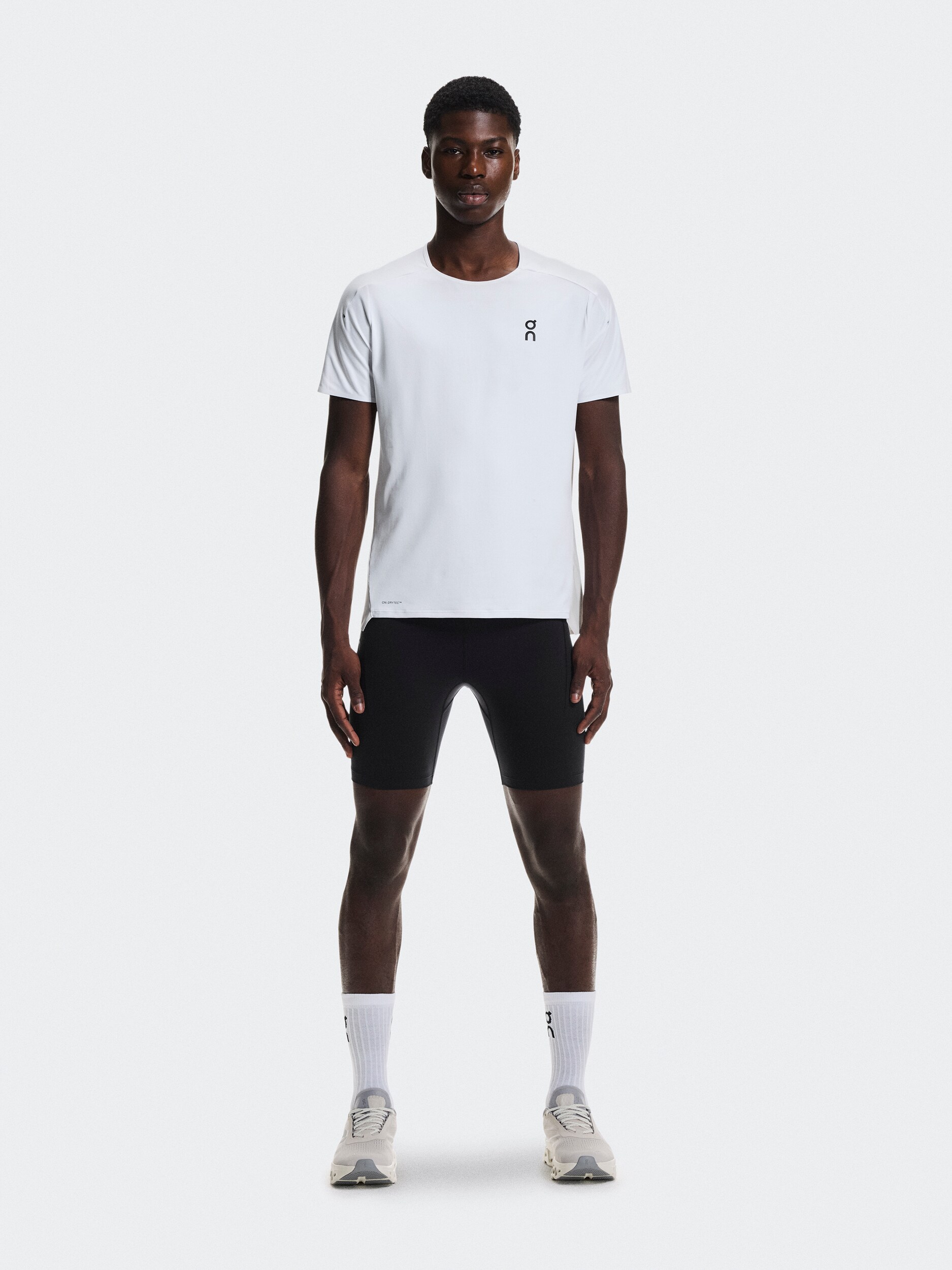 
ON, 
M 8" PERFORMANCE TIGHTS, 
Detail 1
