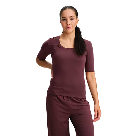 404845103101 SOC W Soft Half Sleeve 404845103101 SOC W Soft Half Sleeve Model01 Detail