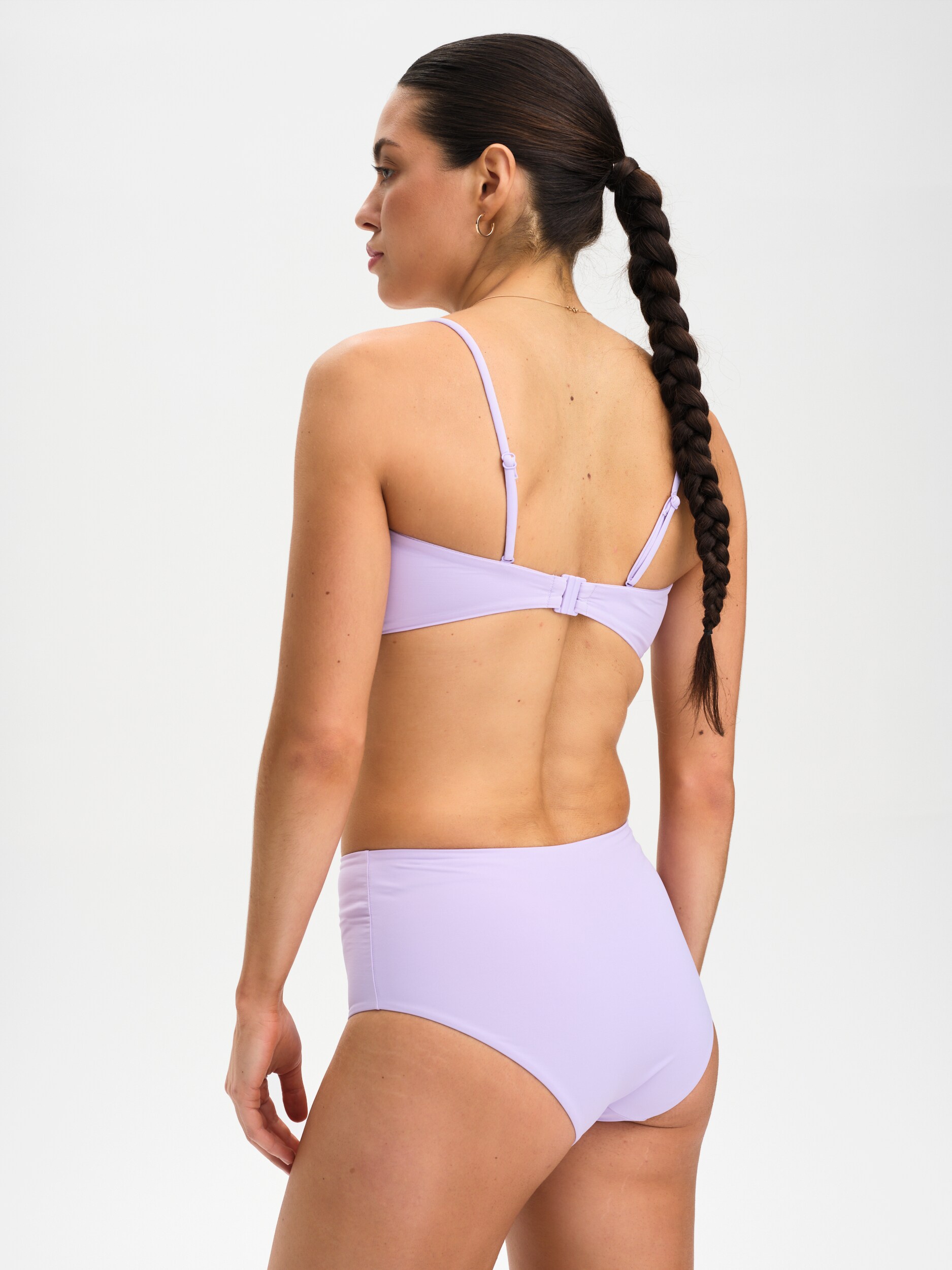 SOC, W Beach High Brief