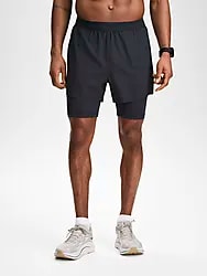 M RUN AIRY SHORTS - NEARLY BLACK Model01 Small1x1