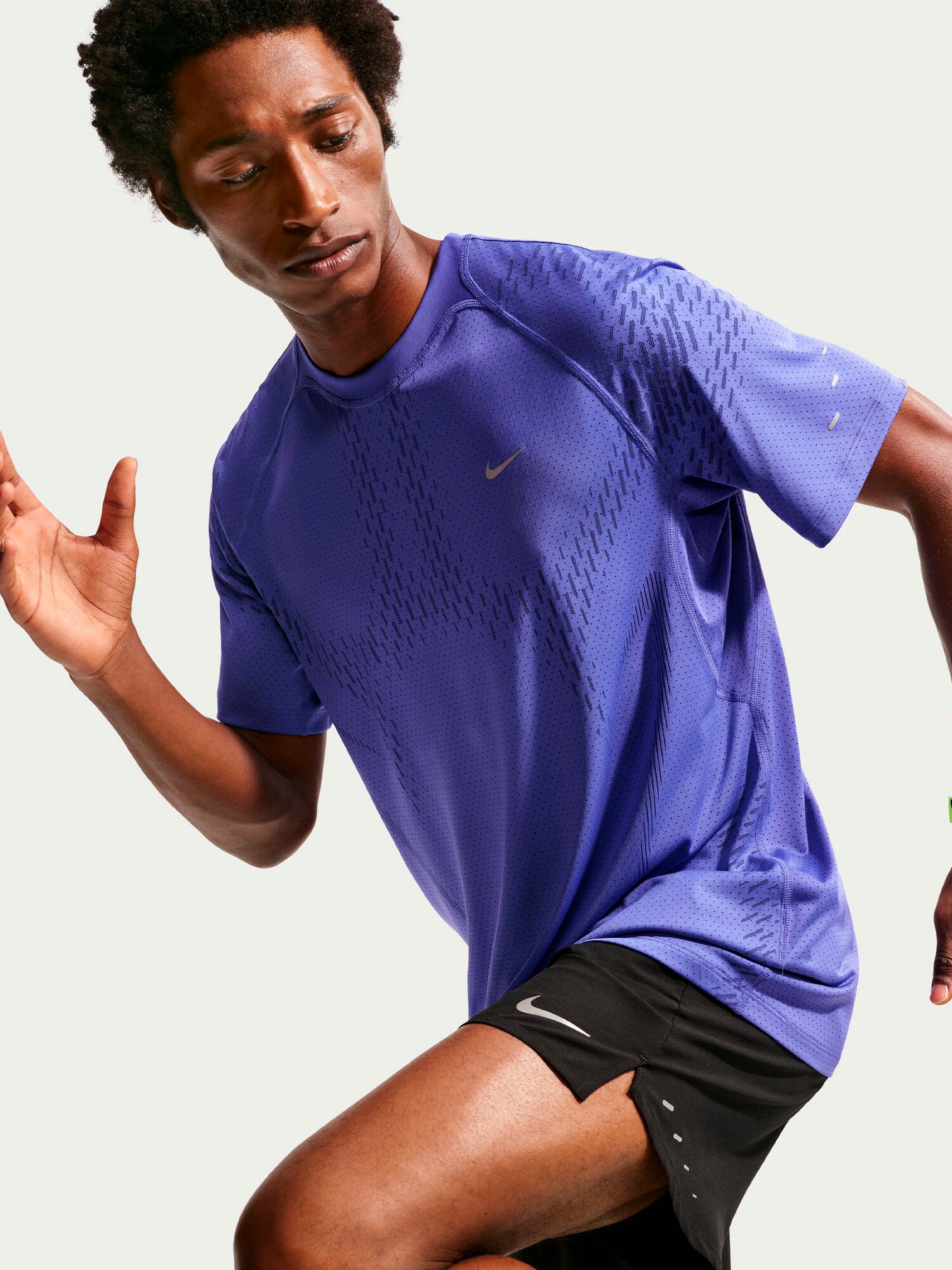 NIKE, M NK DFADV STRIDE SS TOP