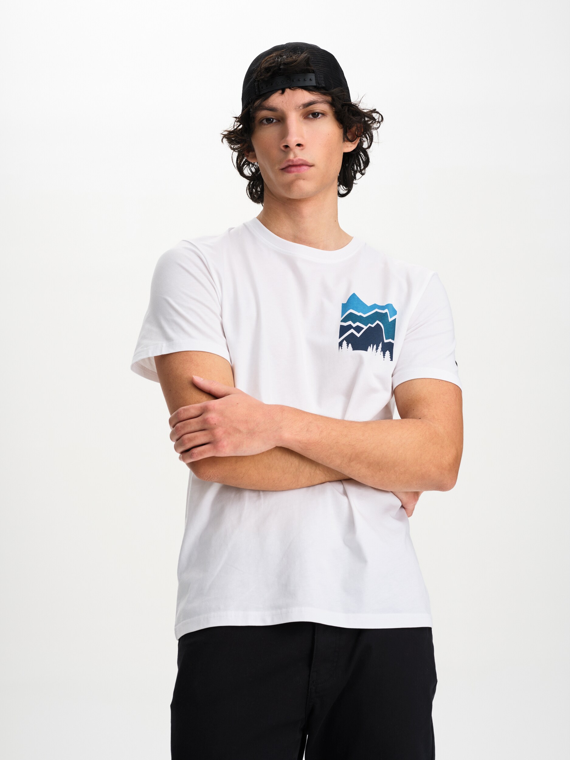 
EVEREST, 
M Recline Tee, 
Detail 1
