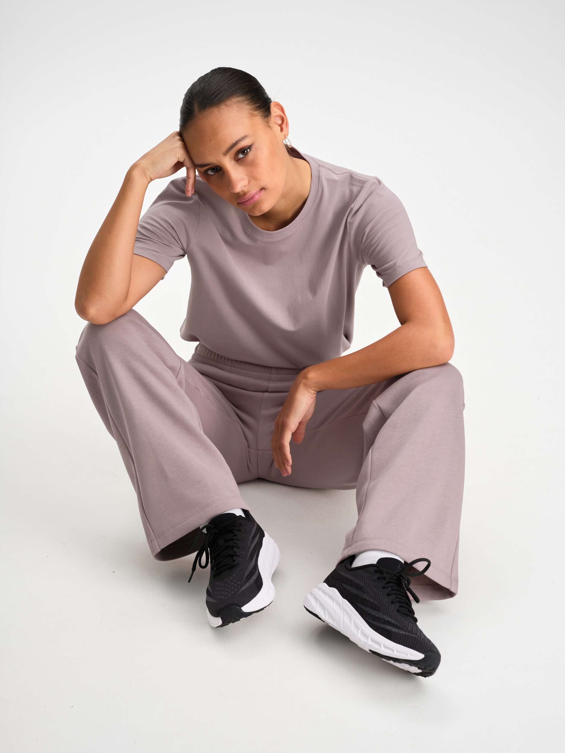 SOC, W Core Straight Pant