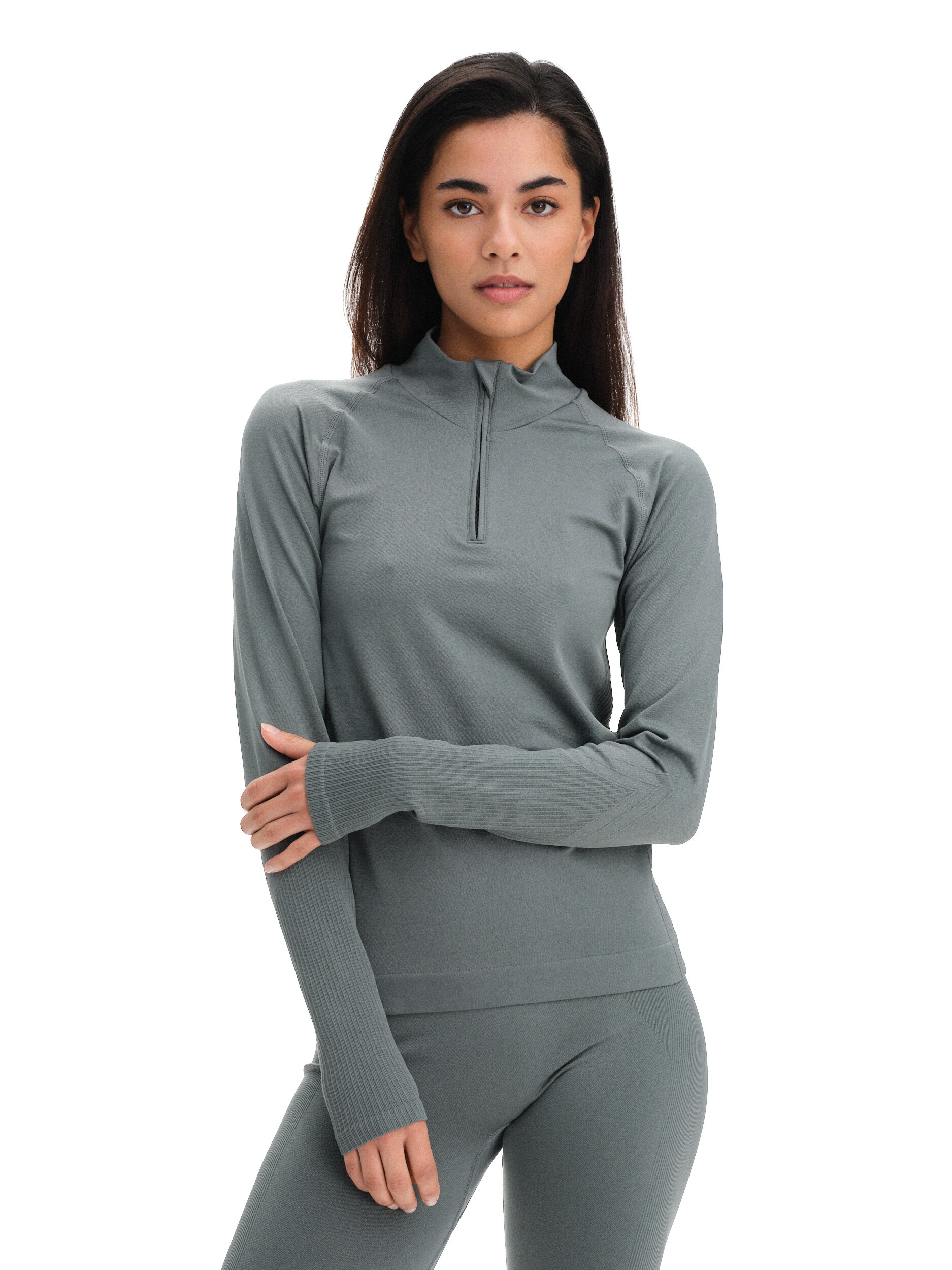 
GRATITUDE, 
Seamless Half Zip W, 
Detail 1
