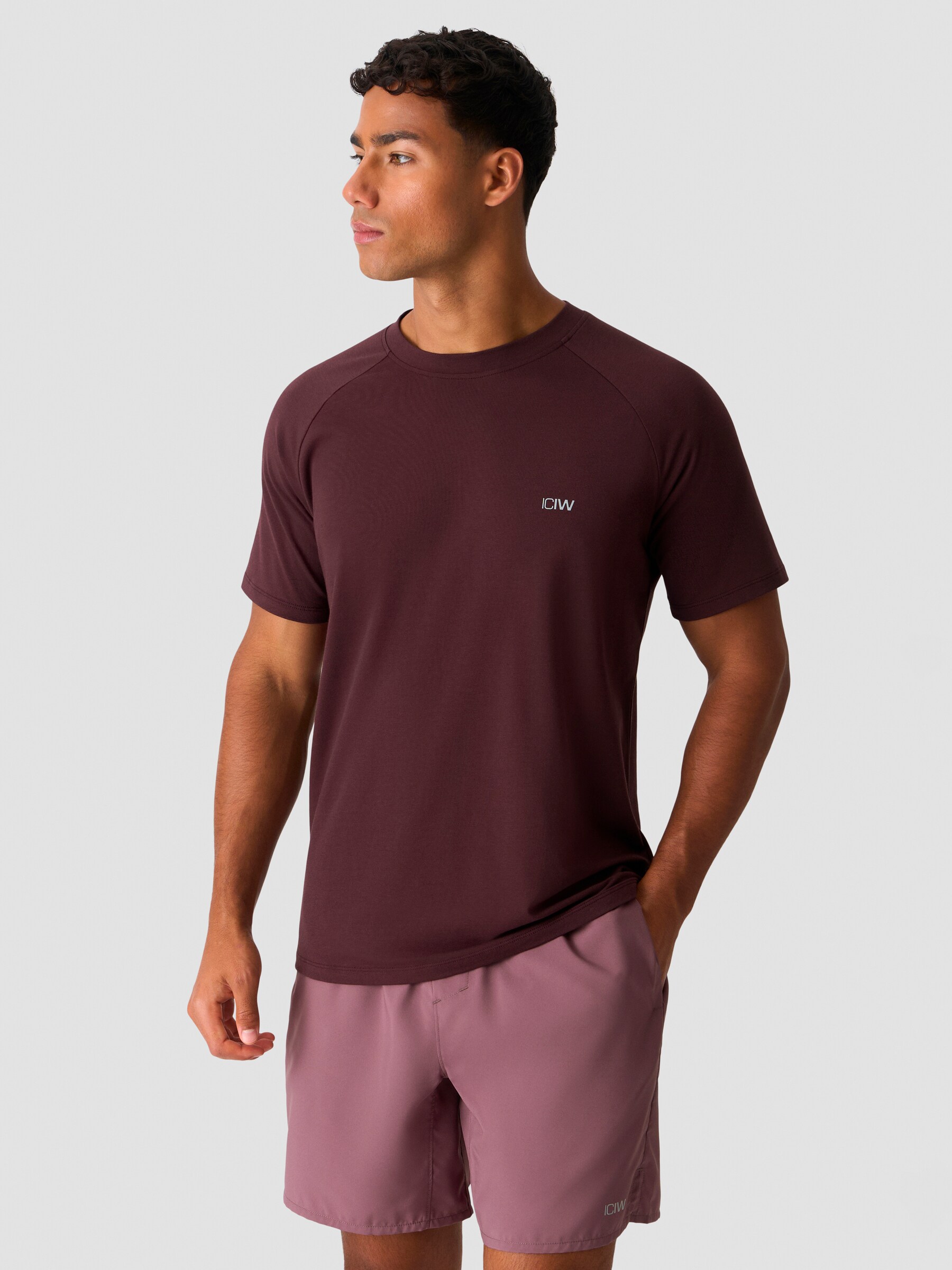 
ICANIWILL, 
M WORKOUT RAGLAN TEE, 
Detail 1
