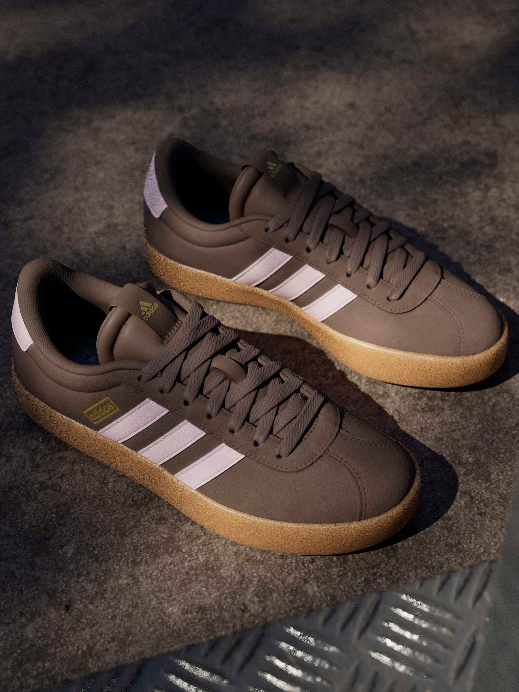 
ADIDAS, 
W Vl Court 3.0, 
Detail 1
