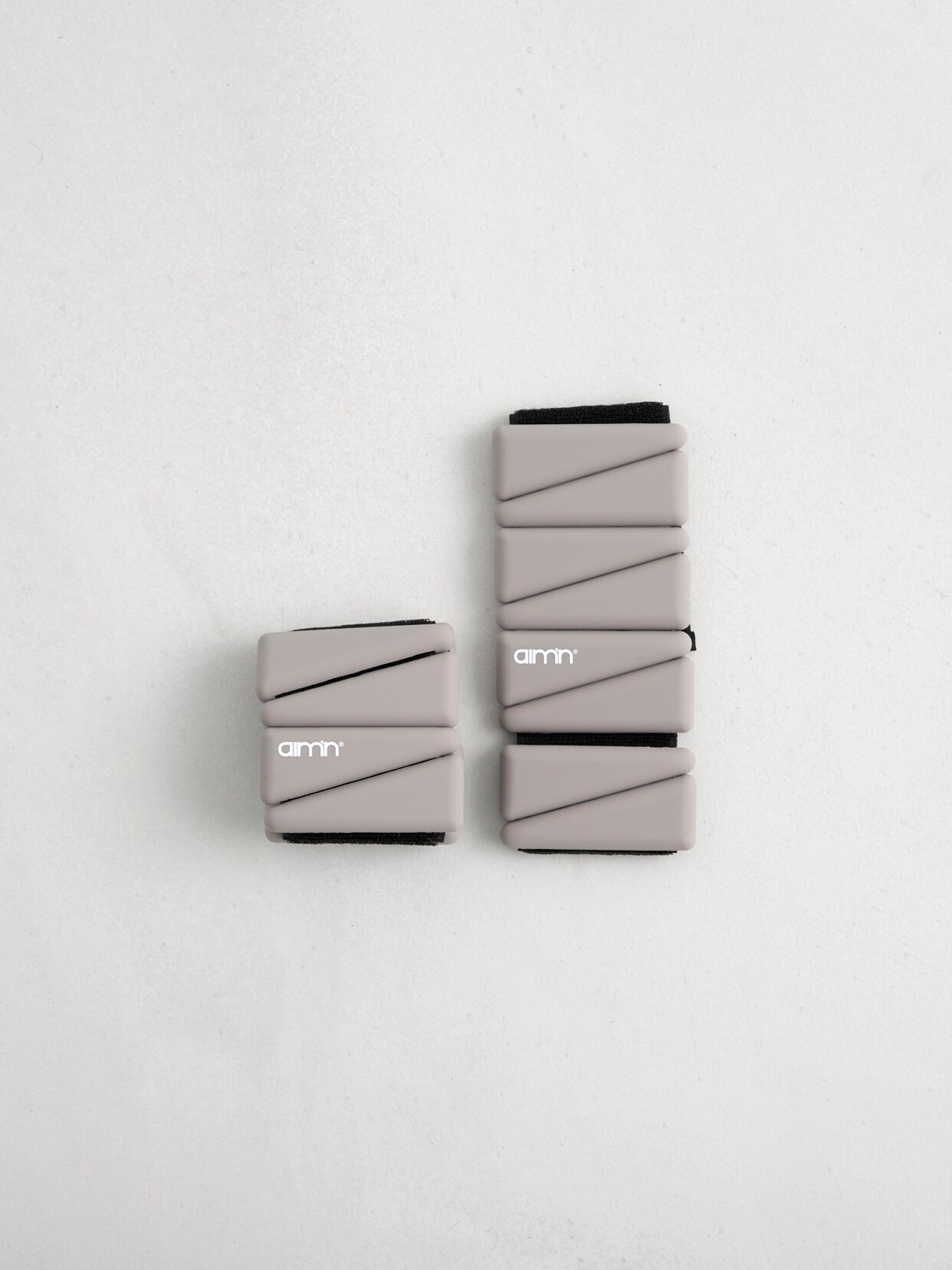 
AIM&acute;N, 
WEIGHT WRIST BAND, 
Detail 1
