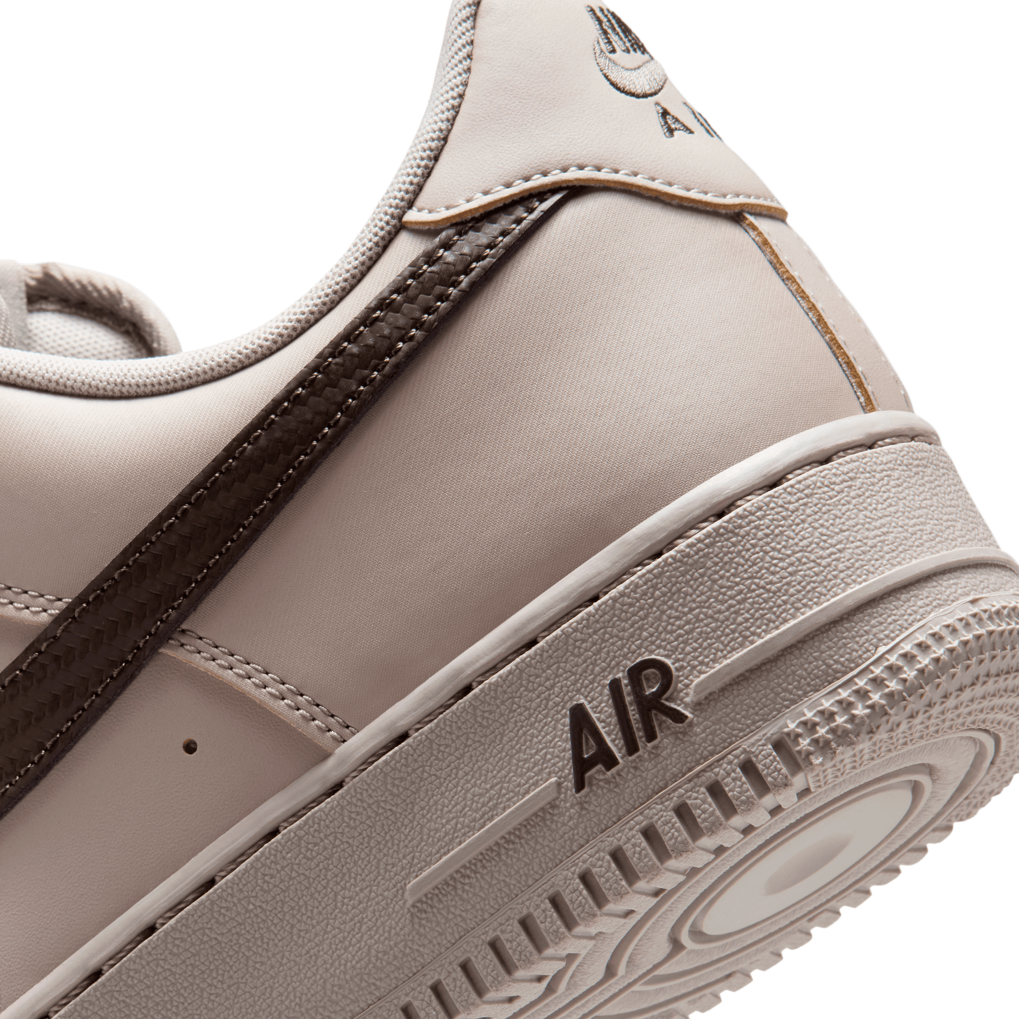NIKE, M AIR FORCE 1