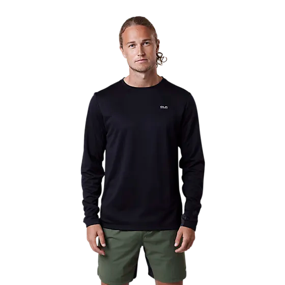 397073101102 CLN ATHLETICS M Groove Longsleeve 397073101102 CLN ATHLETICS M Groove Longsleeve Model01 Detail
