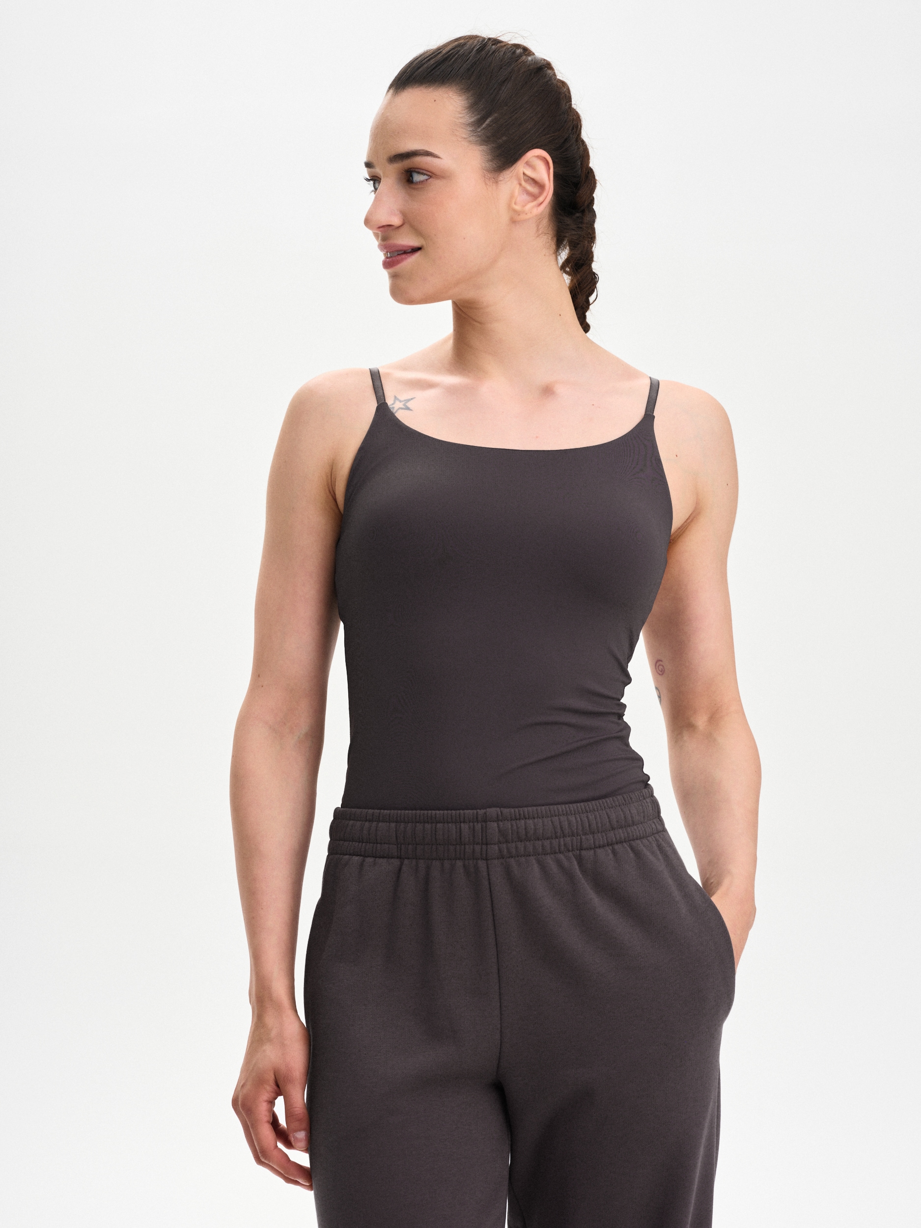 
SOC, 
W SOFT STRAPY SINGLET, 
Detail 1
