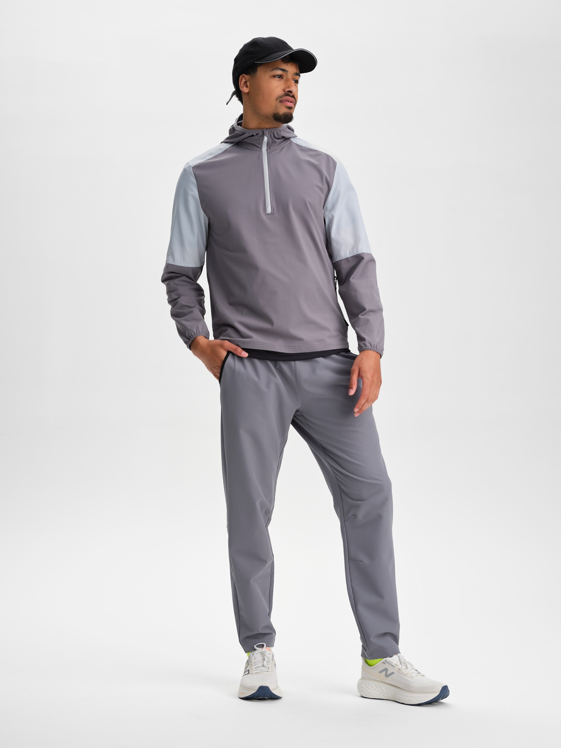 SOC, M Run Ultra Hood