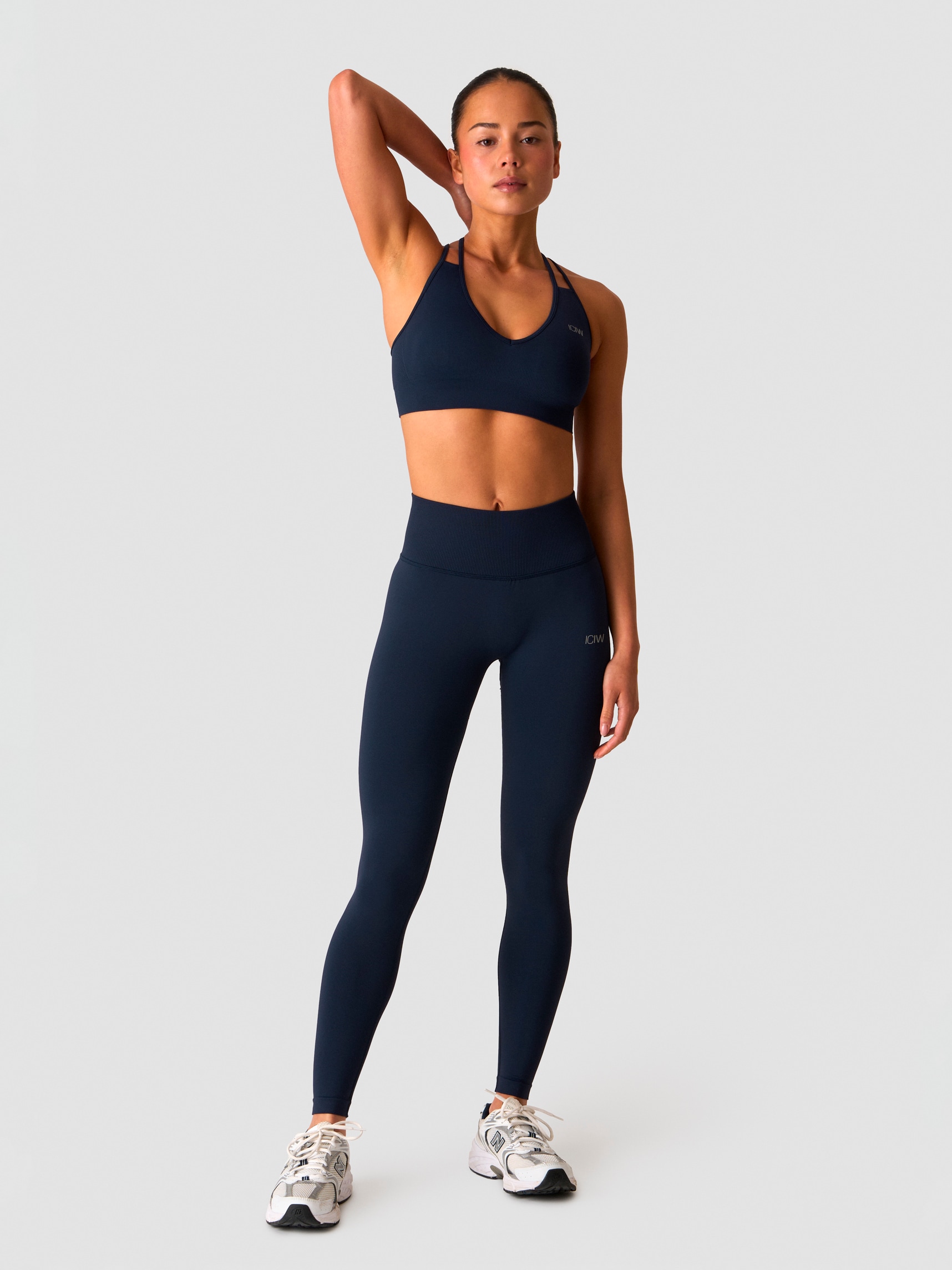 ICANIWILL, Define Seamless V-shape Sports Bra W