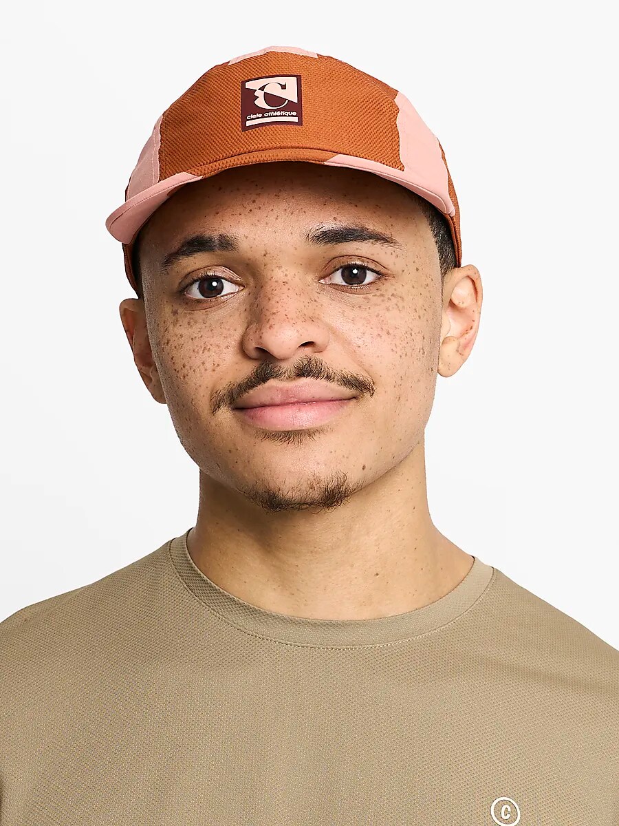 CIELE GOCAPMRPH EQ NEUC ПРЯНИКИ