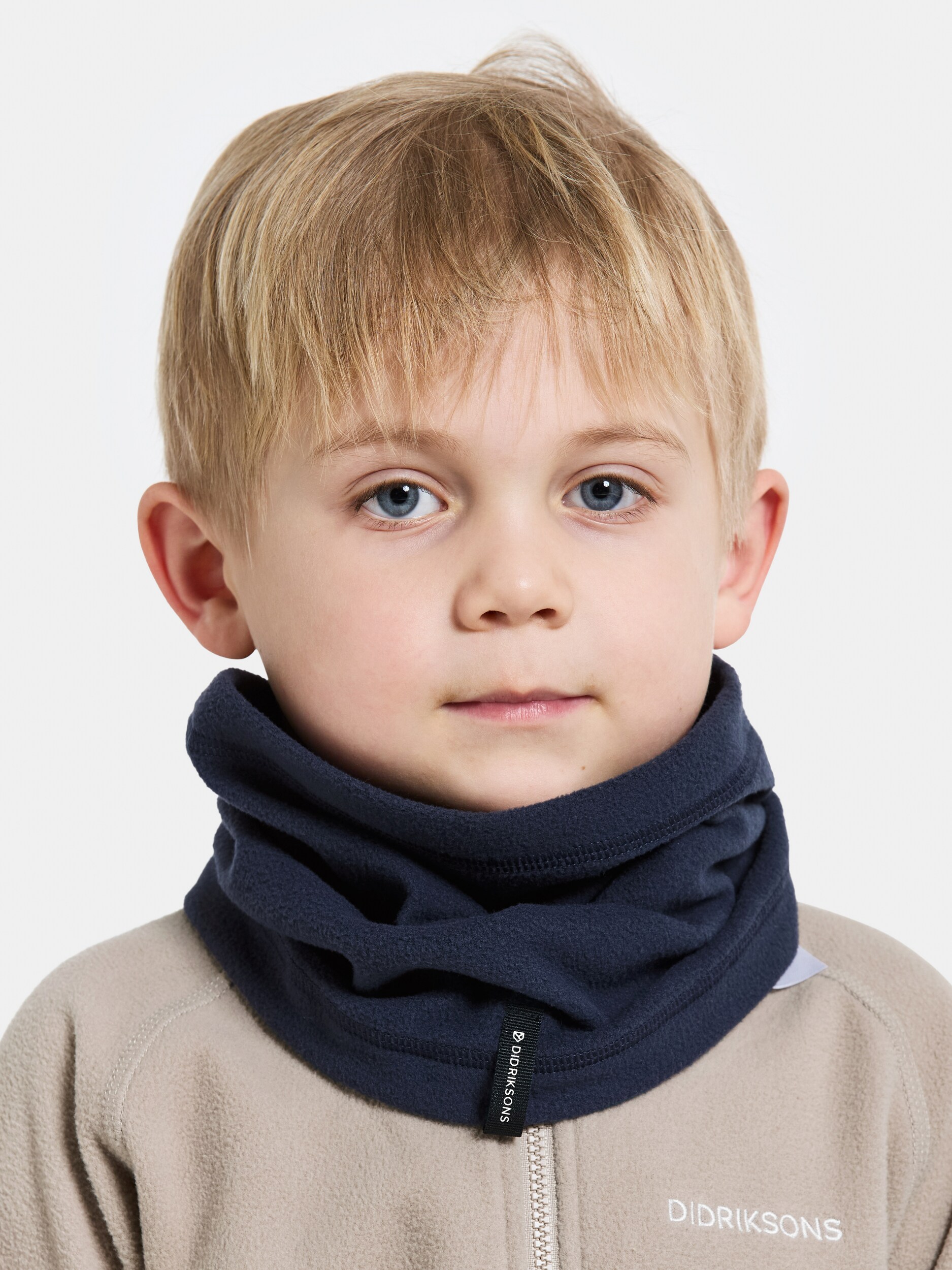 
DIDRIKSONS, 
K MONTE NECKWARMER, 
Detail 1
